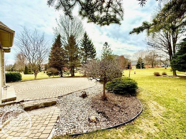 54941 Danielle Street, New Baltimore, MI 48047 — Photo 9
