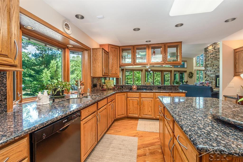 725 E Edenville Lake Road, Hope, MI 48628 — Photo 17