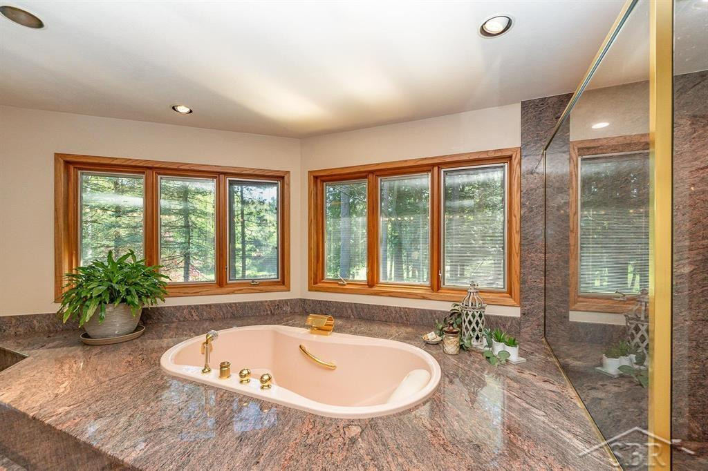 725 E Edenville Lake Road, Hope, MI 48628 — Photo 27