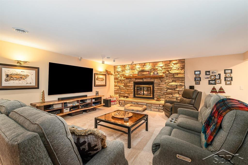 725 E Edenville Lake Road, Hope, MI 48628 — Photo 44