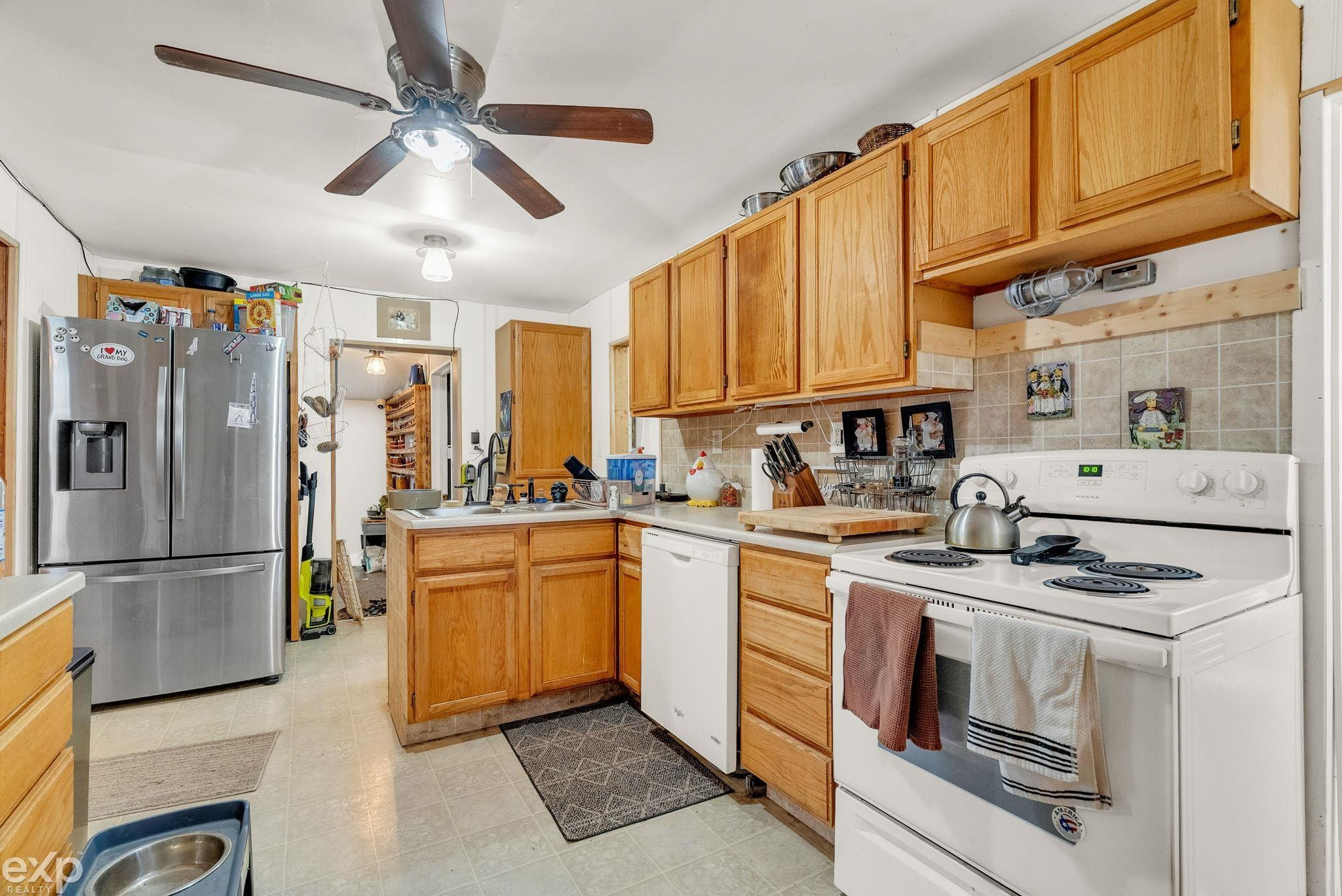 903 Oak Street, Port Huron, MI 48060 — Photo 6