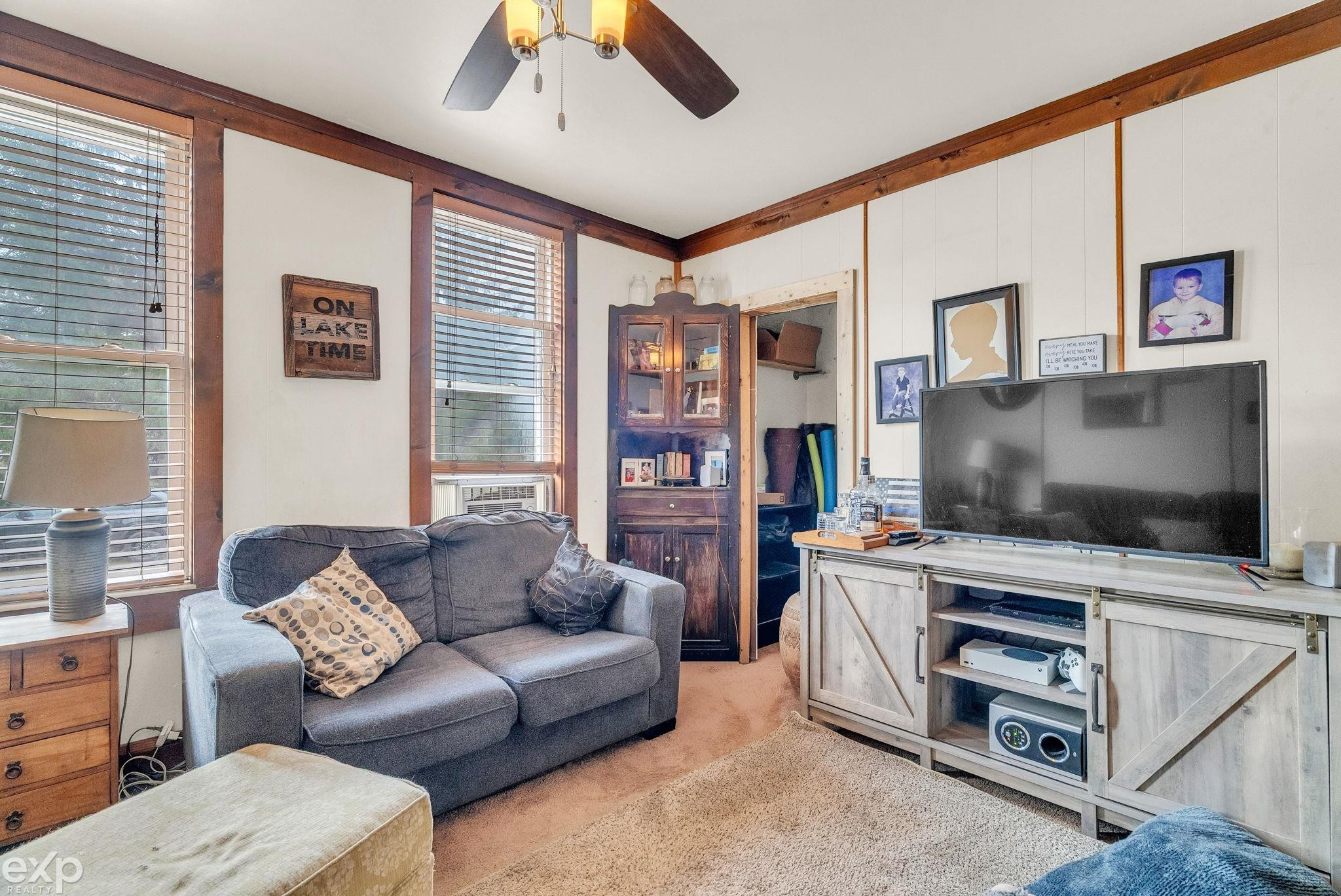 903 Oak Street, Port Huron, MI 48060 — Photo 13