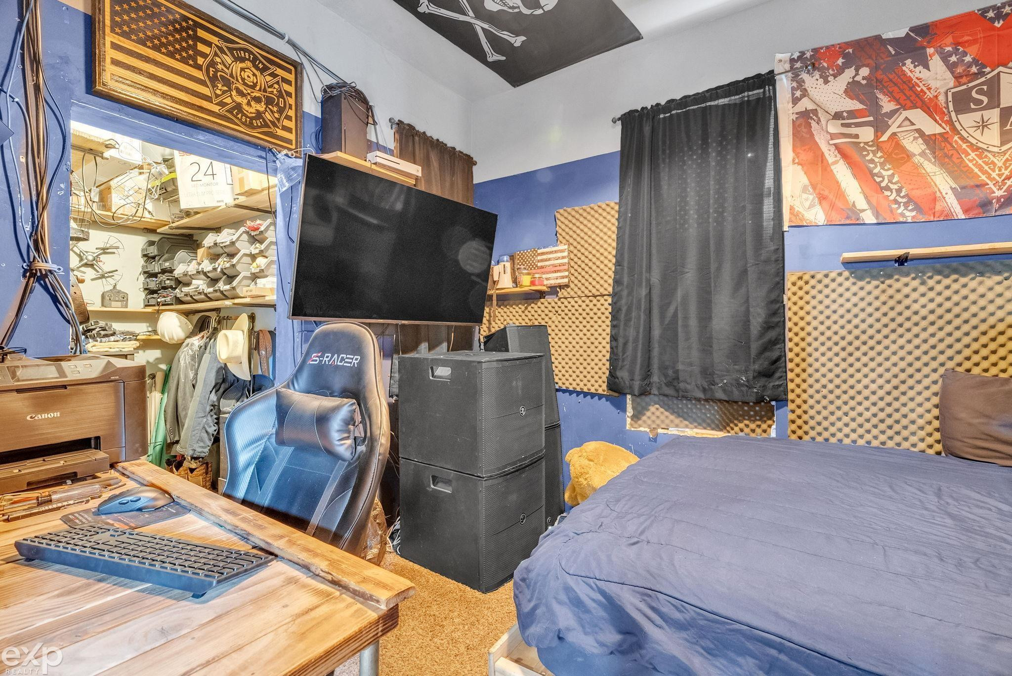 903 Oak Street, Port Huron, MI 48060 — Photo 16