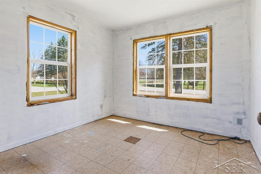 60 S Birchcrest Drive, Midland, MI 48640 — Photo 20