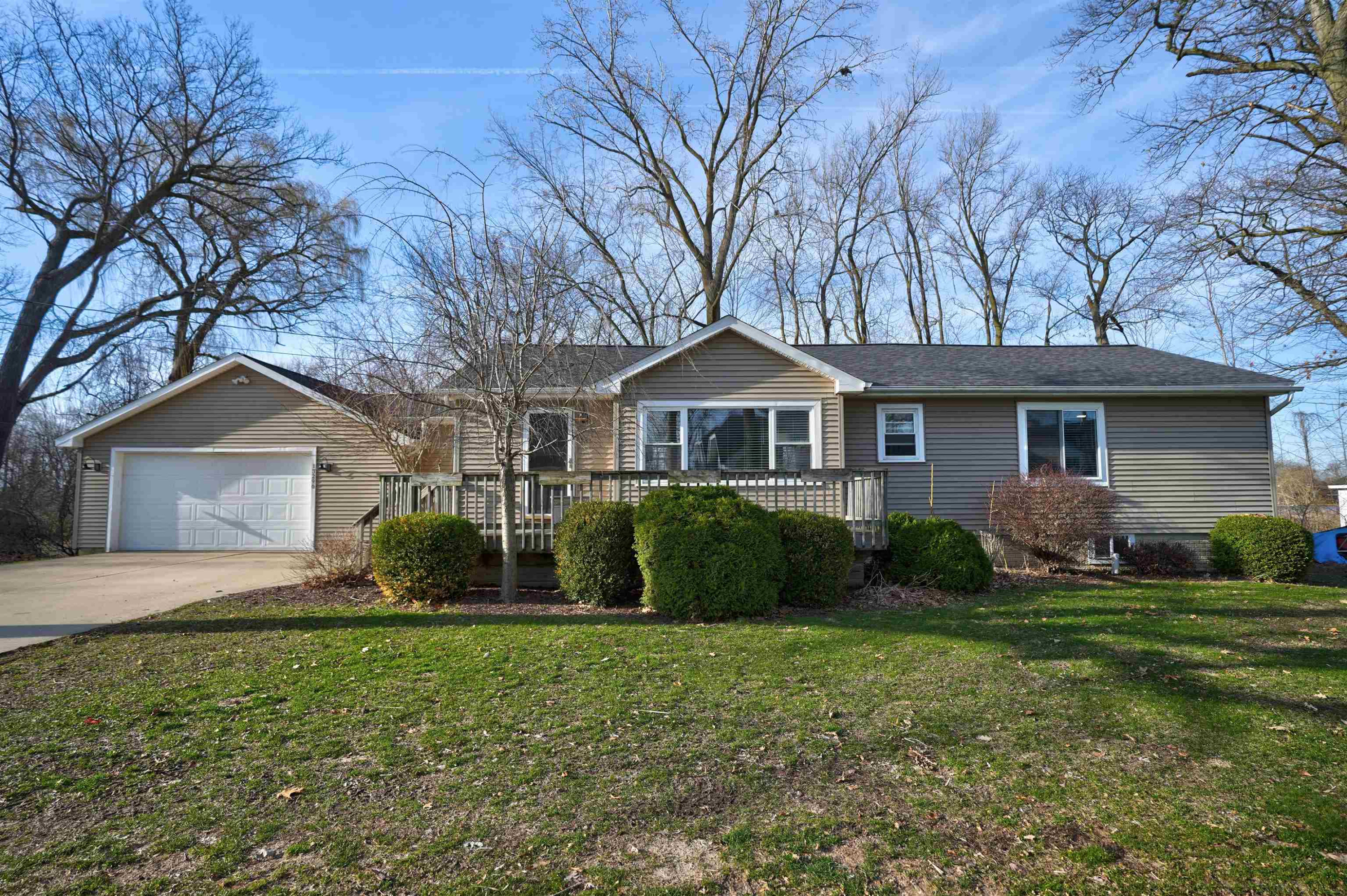 13296 Haddon Street, Fenton, MI 48430 — Photo 2