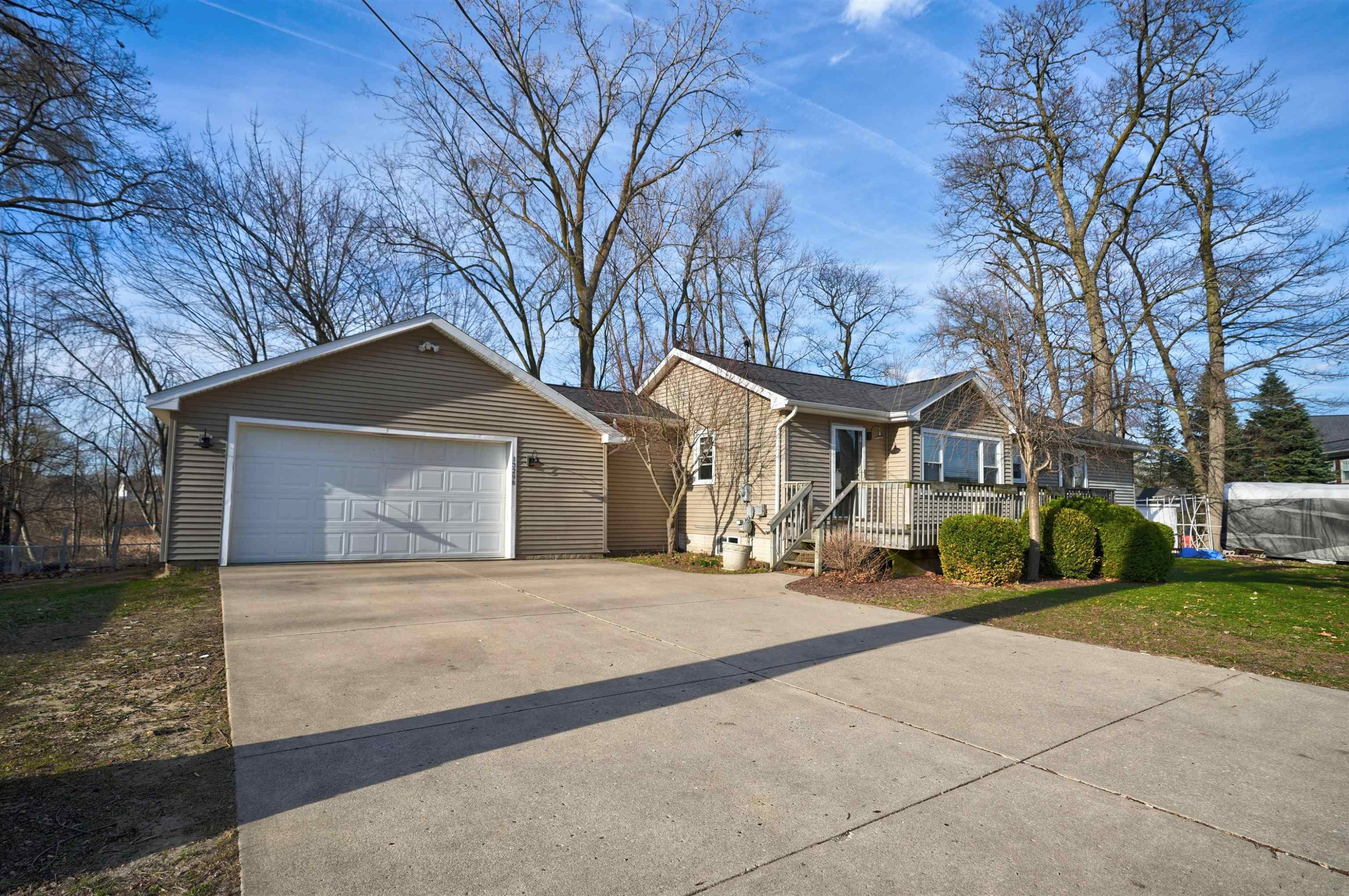 13296 Haddon Street, Fenton, MI 48430 — Photo 3
