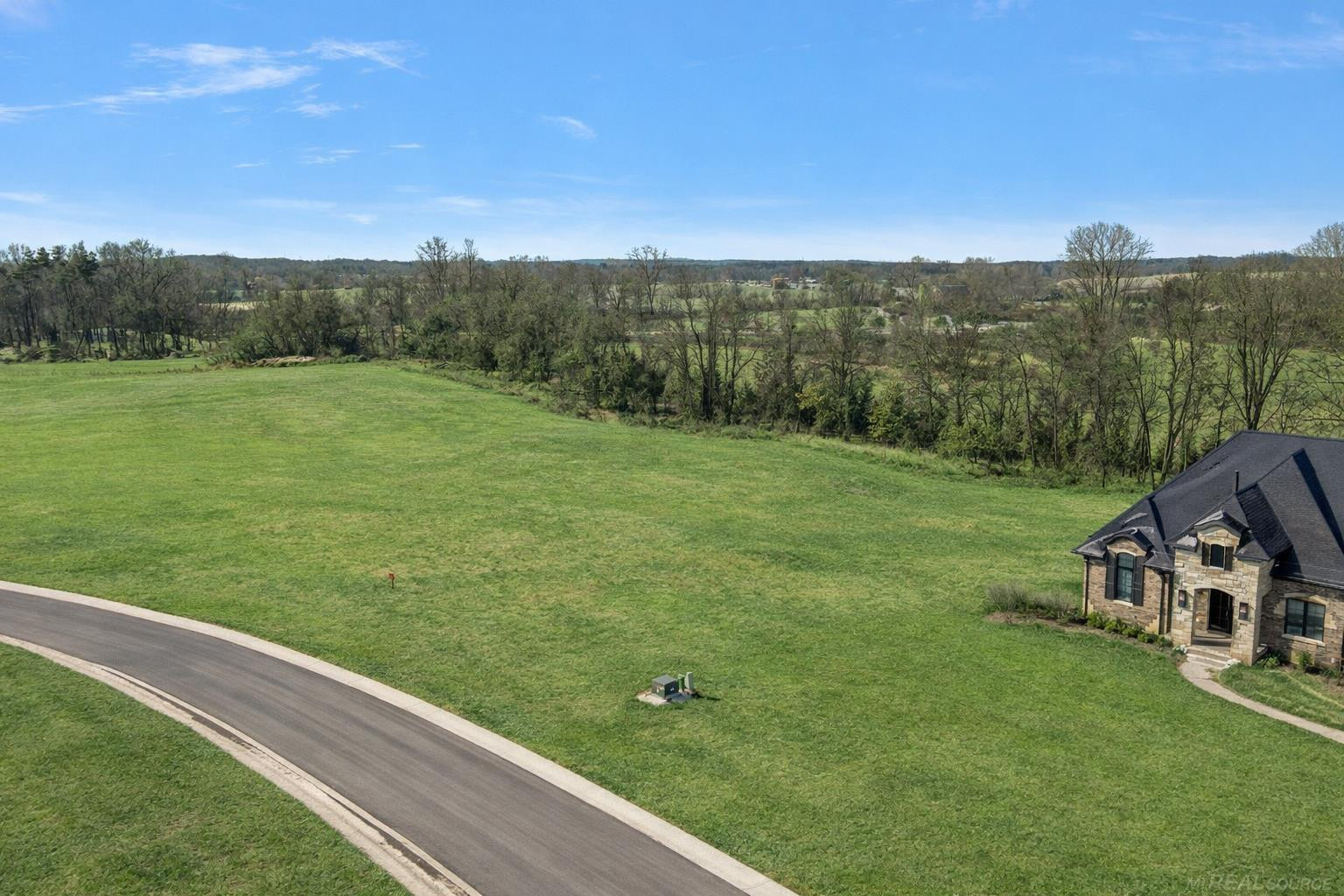 1583 Vista Drive, MI — Photo 11