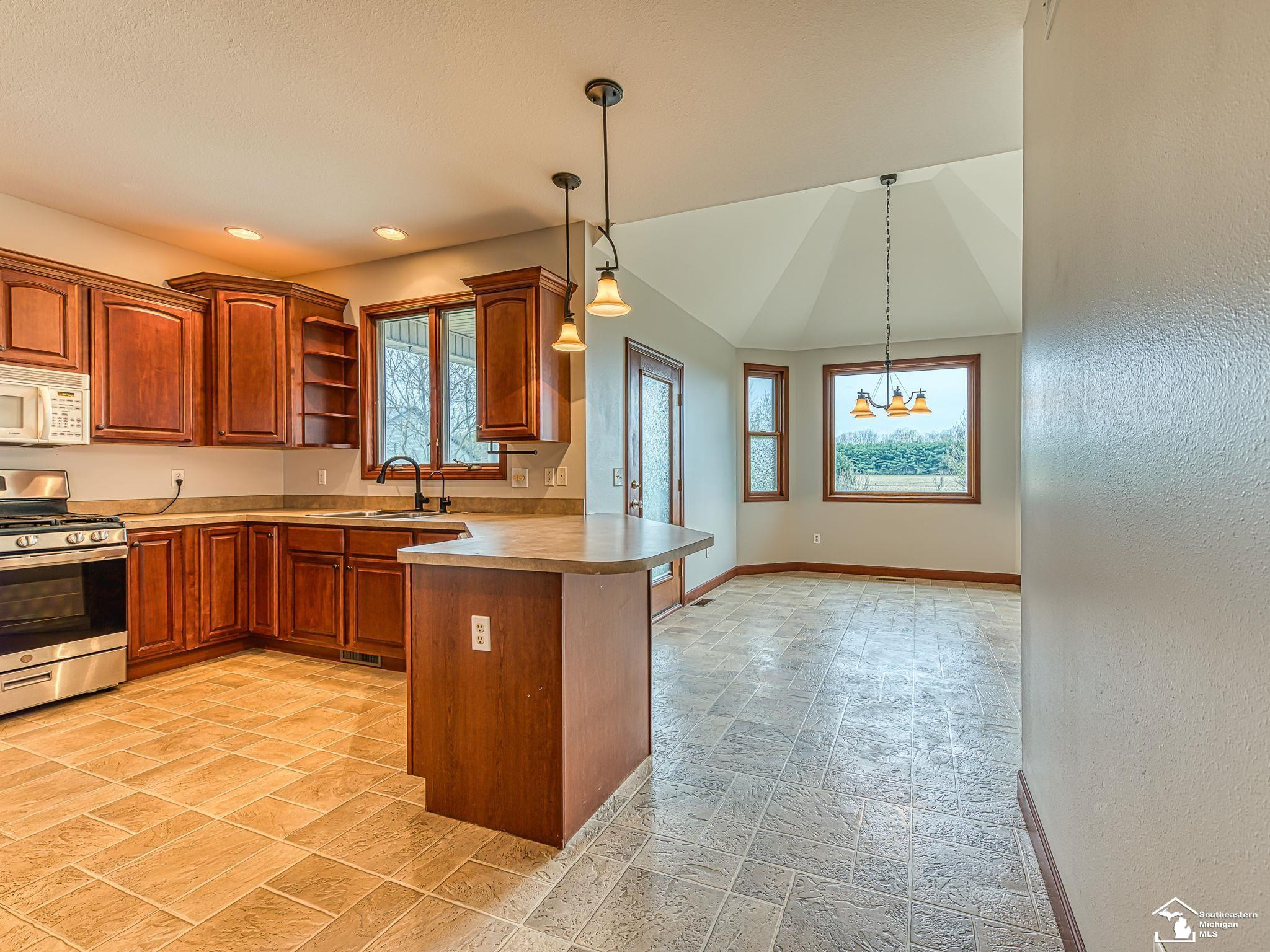 9585 Minx Road, Temperance, MI 48182 — Photo 15