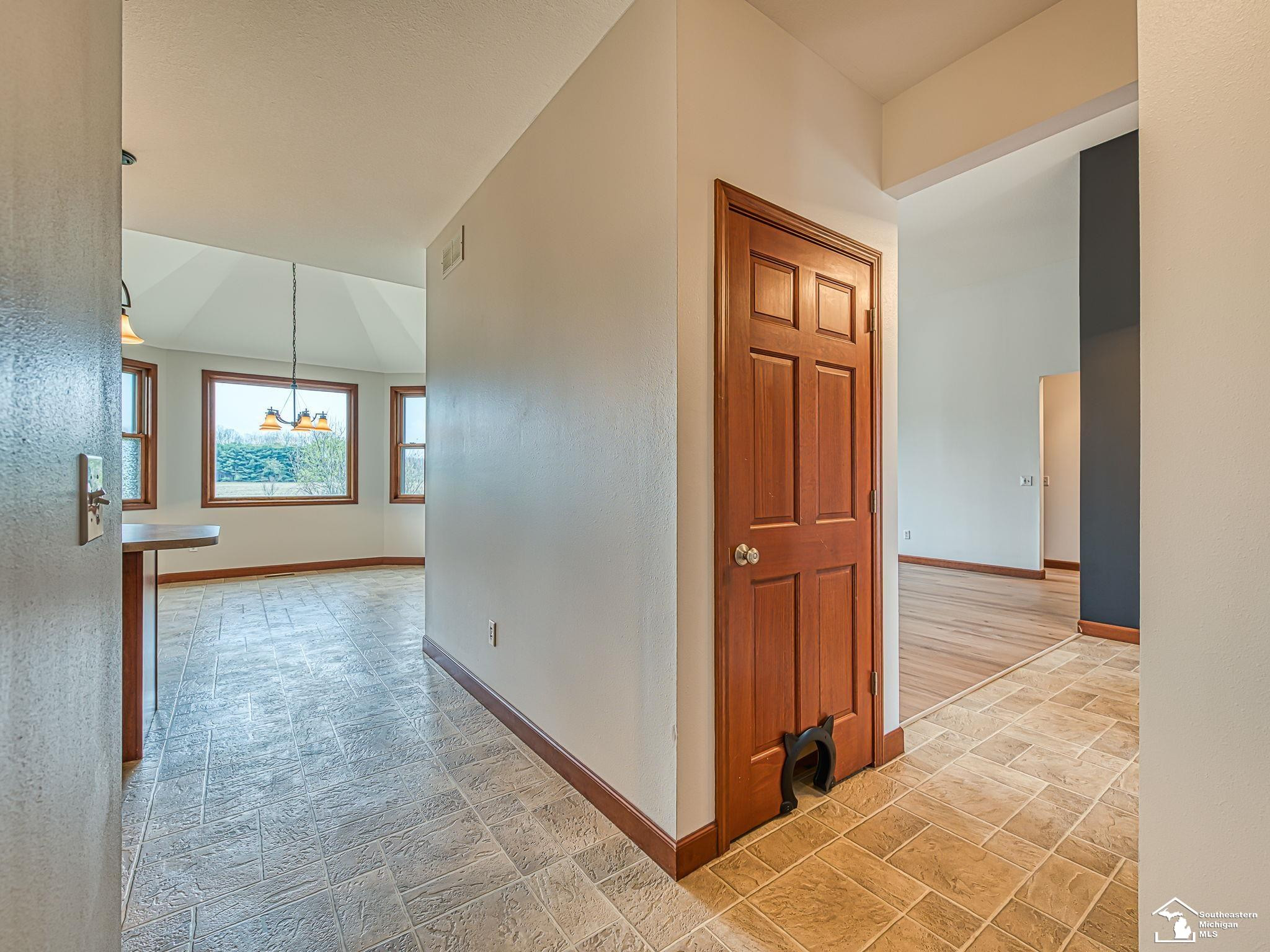 9585 Minx Road, Temperance, MI 48182 — Photo 18