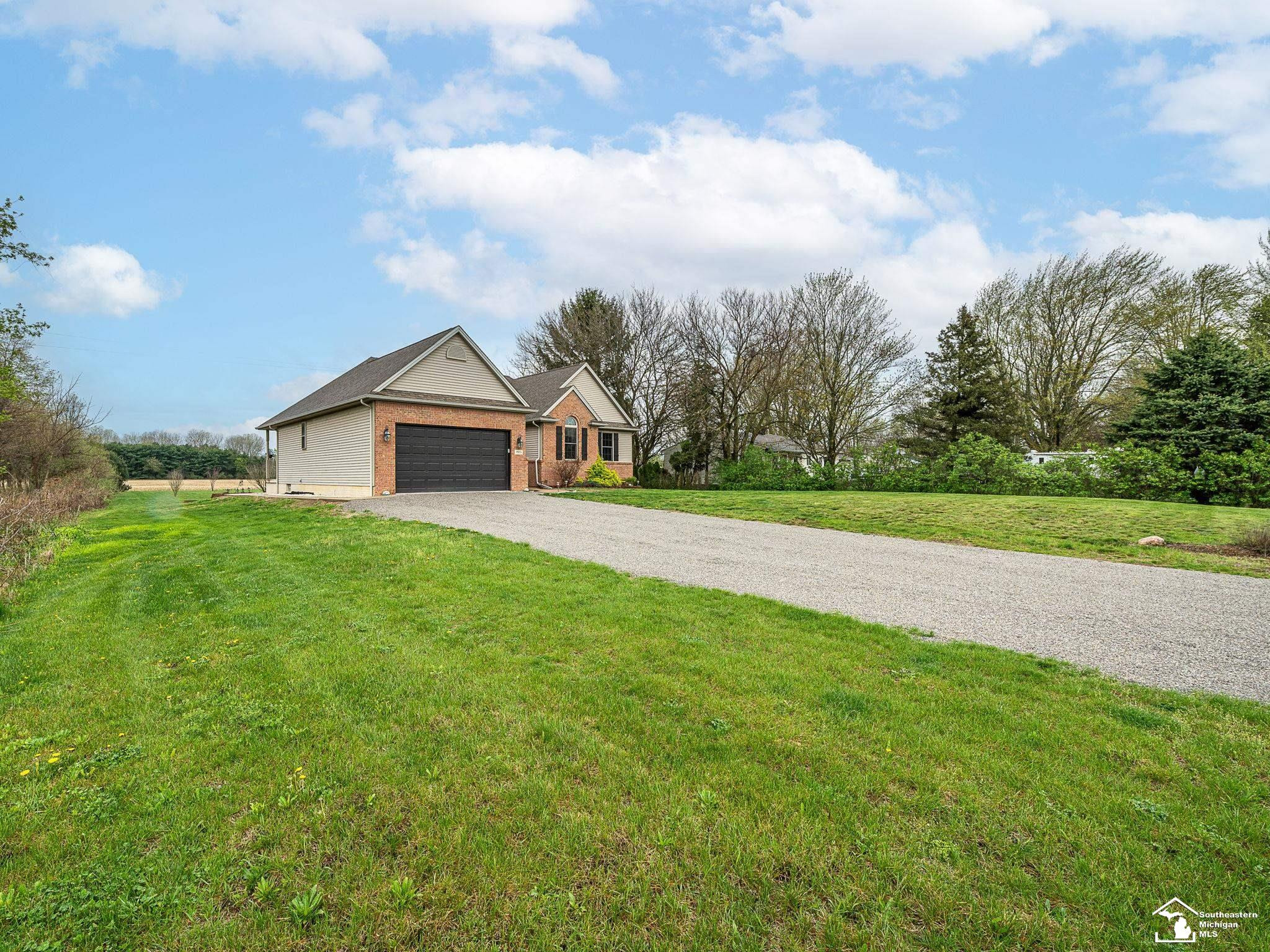 9585 Minx Road, Temperance, MI 48182 — Photo 32