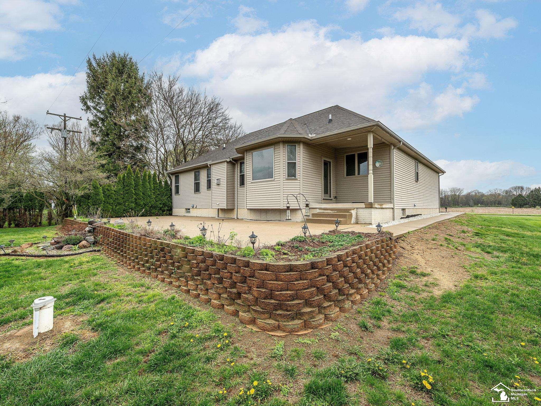 9585 Minx Road, Temperance, MI 48182 — Photo 35