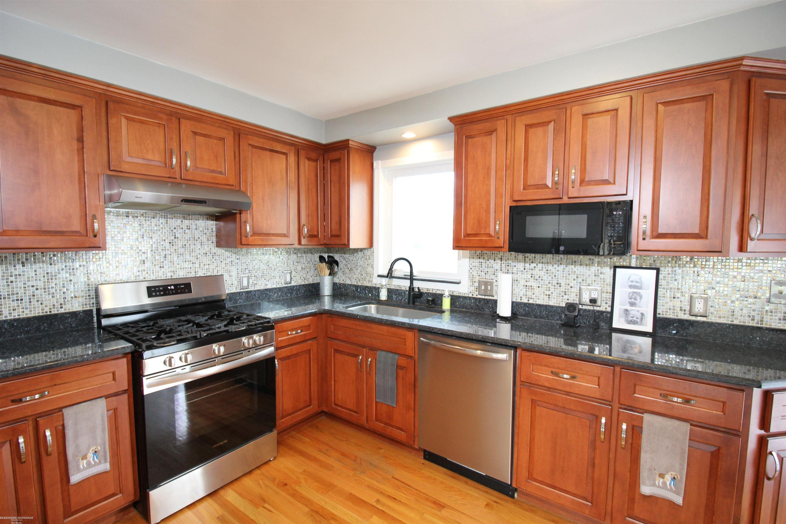 23207 Recreation Street, Saint Clair Shores, MI 48082 — Photo 11