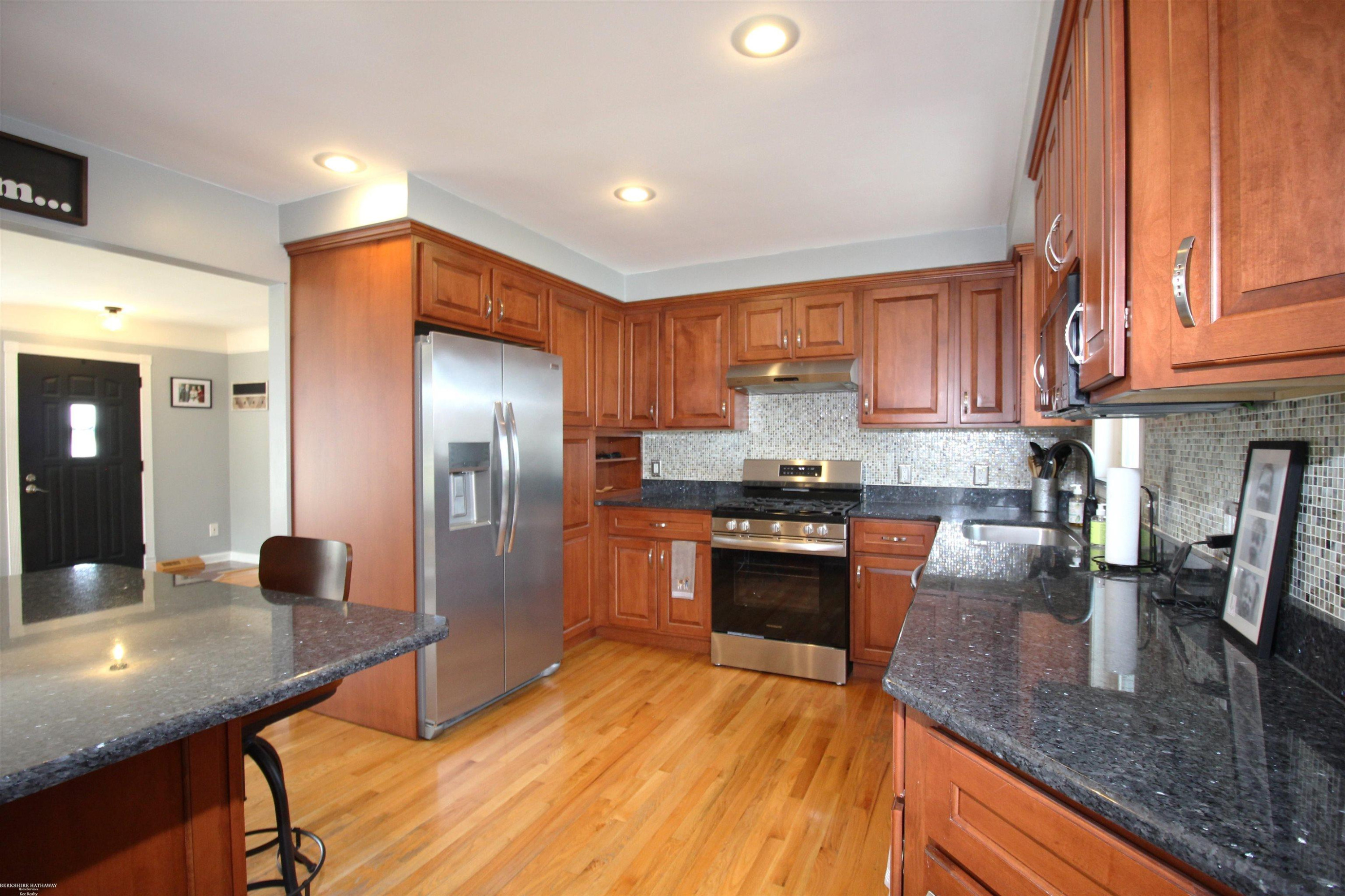 23207 Recreation Street, Saint Clair Shores, MI 48082 — Photo 12