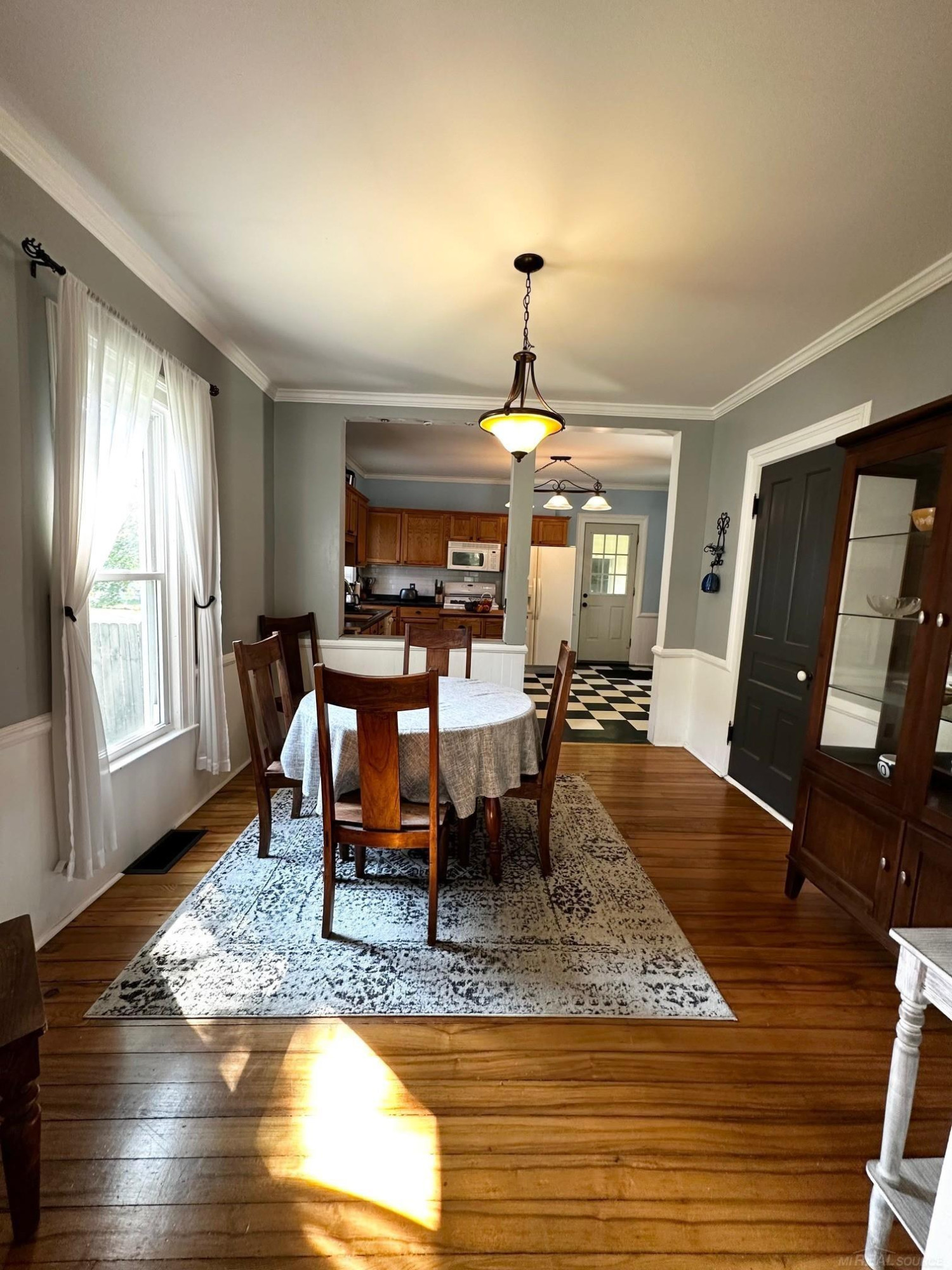 284 E Saint Clair Street, MI 48065 — Photo 11