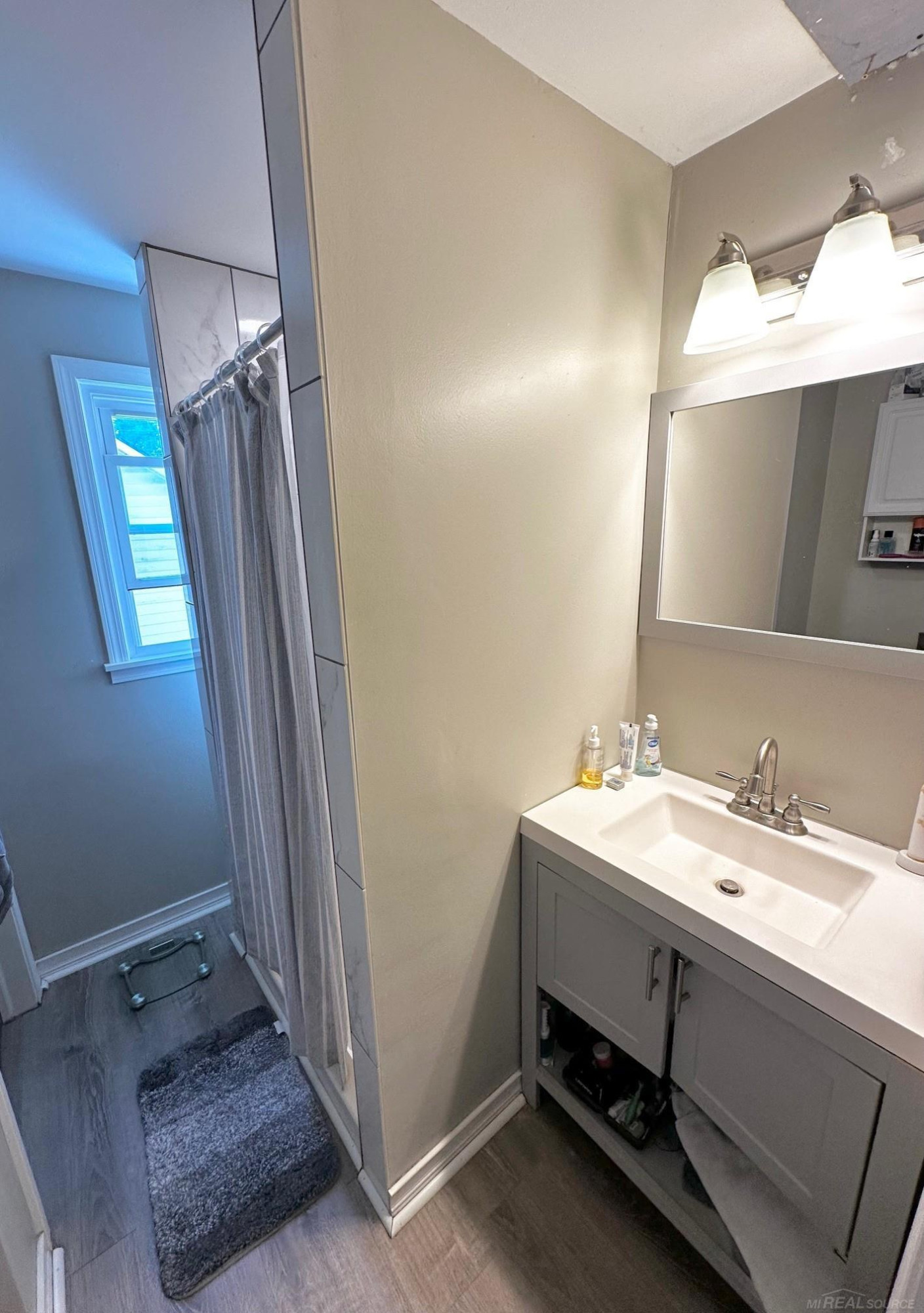 284 E Saint Clair Street, MI 48065 — Photo 14