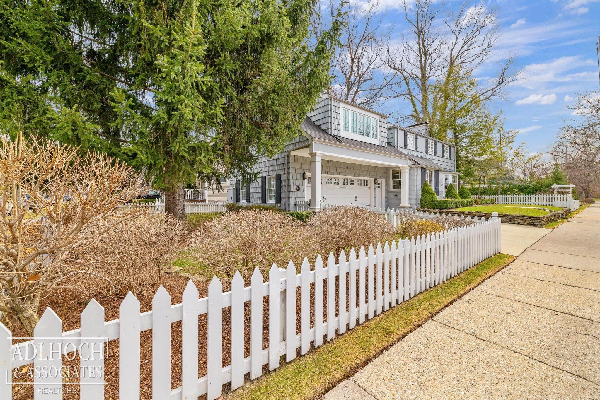 370 Country Club Lane, Grosse Pointe Farms, MI 48236 — Photo 29