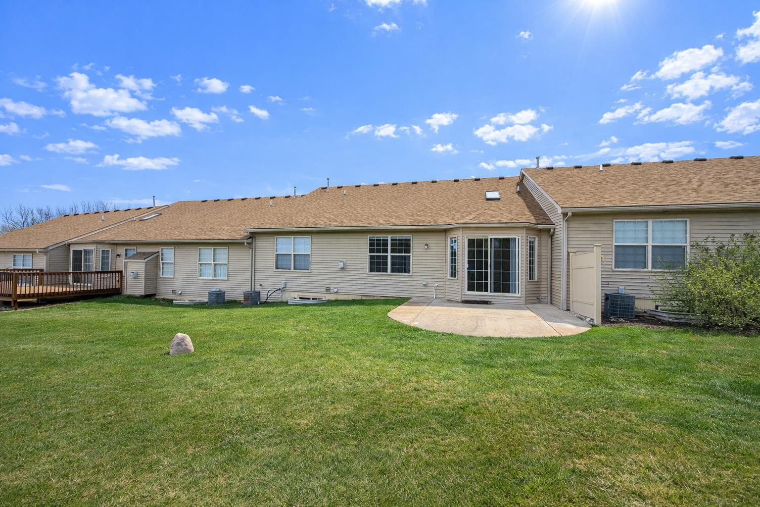 12055 Boldrey Drive, Fenton, MI 48430 — Photo 2