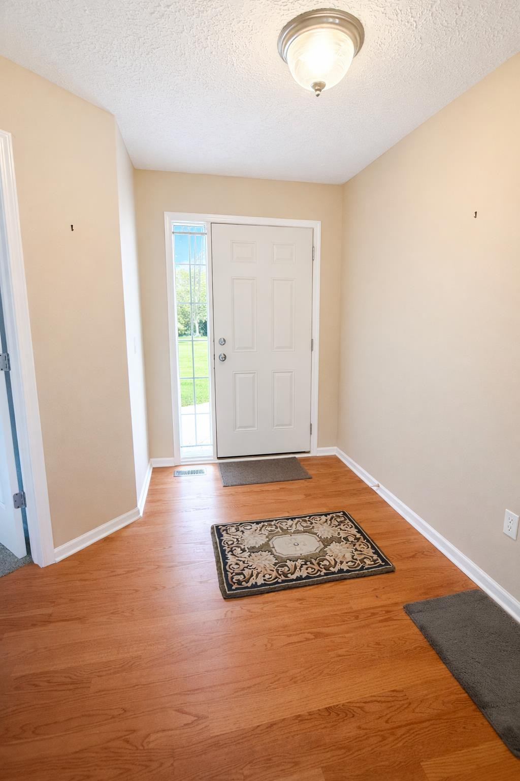 12055 Boldrey Drive, Fenton, MI 48430 — Photo 4