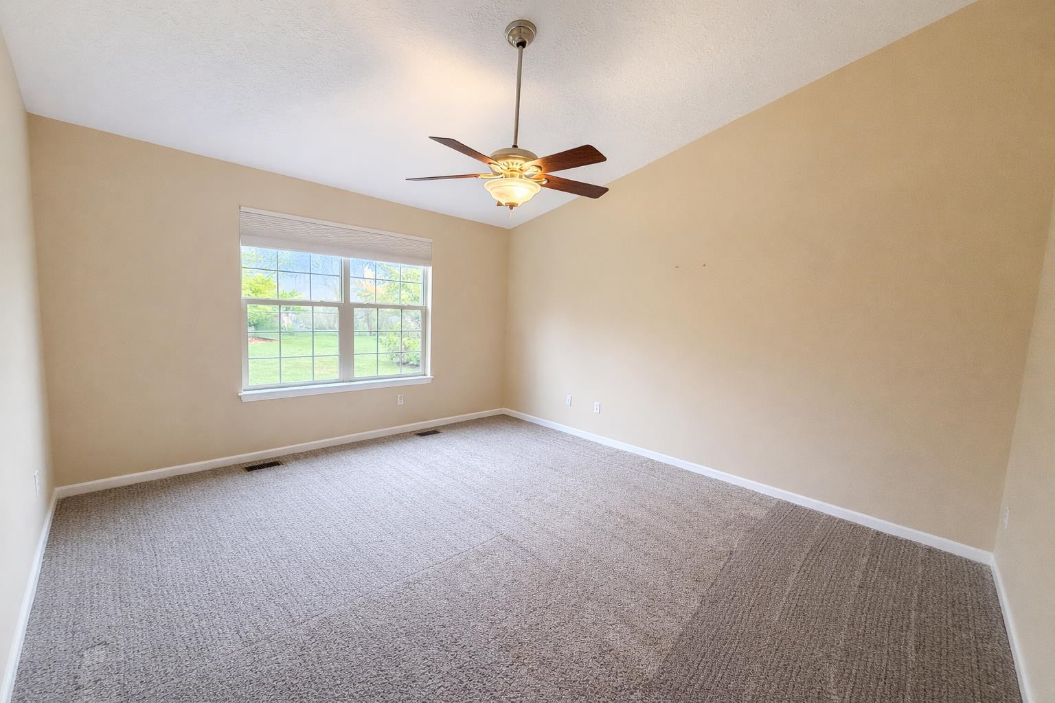 12055 Boldrey Drive, Fenton, MI 48430 — Photo 11