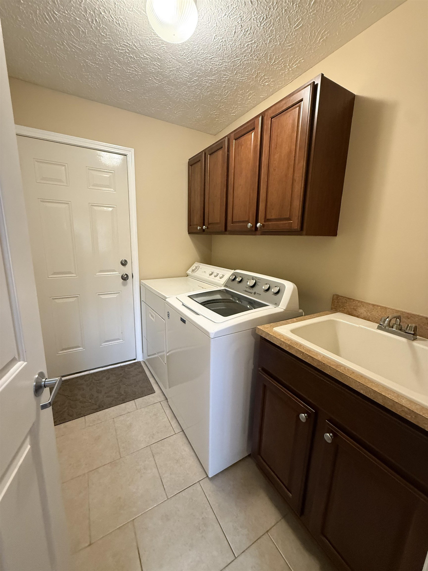 12055 Boldrey Drive, Fenton, MI 48430 — Photo 15