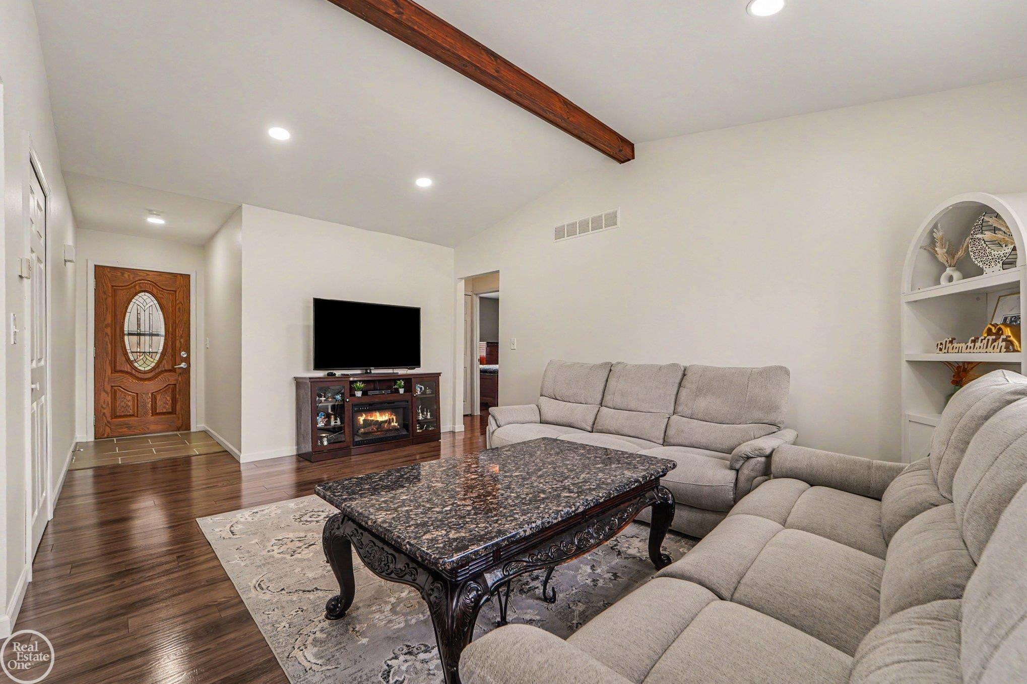 17652 Millstone Drive, Macomb, MI 48044 — Photo 5