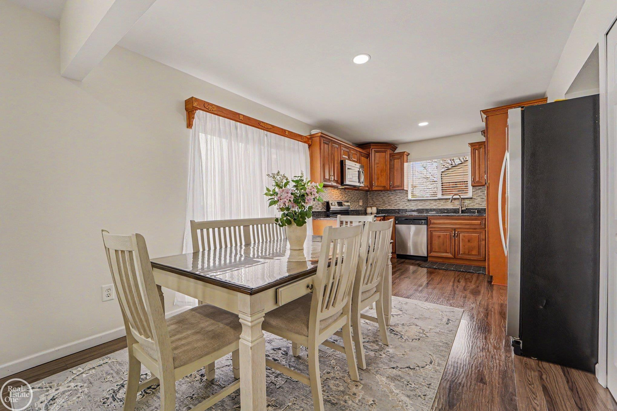 17652 Millstone Drive, Macomb, MI 48044 — Photo 7