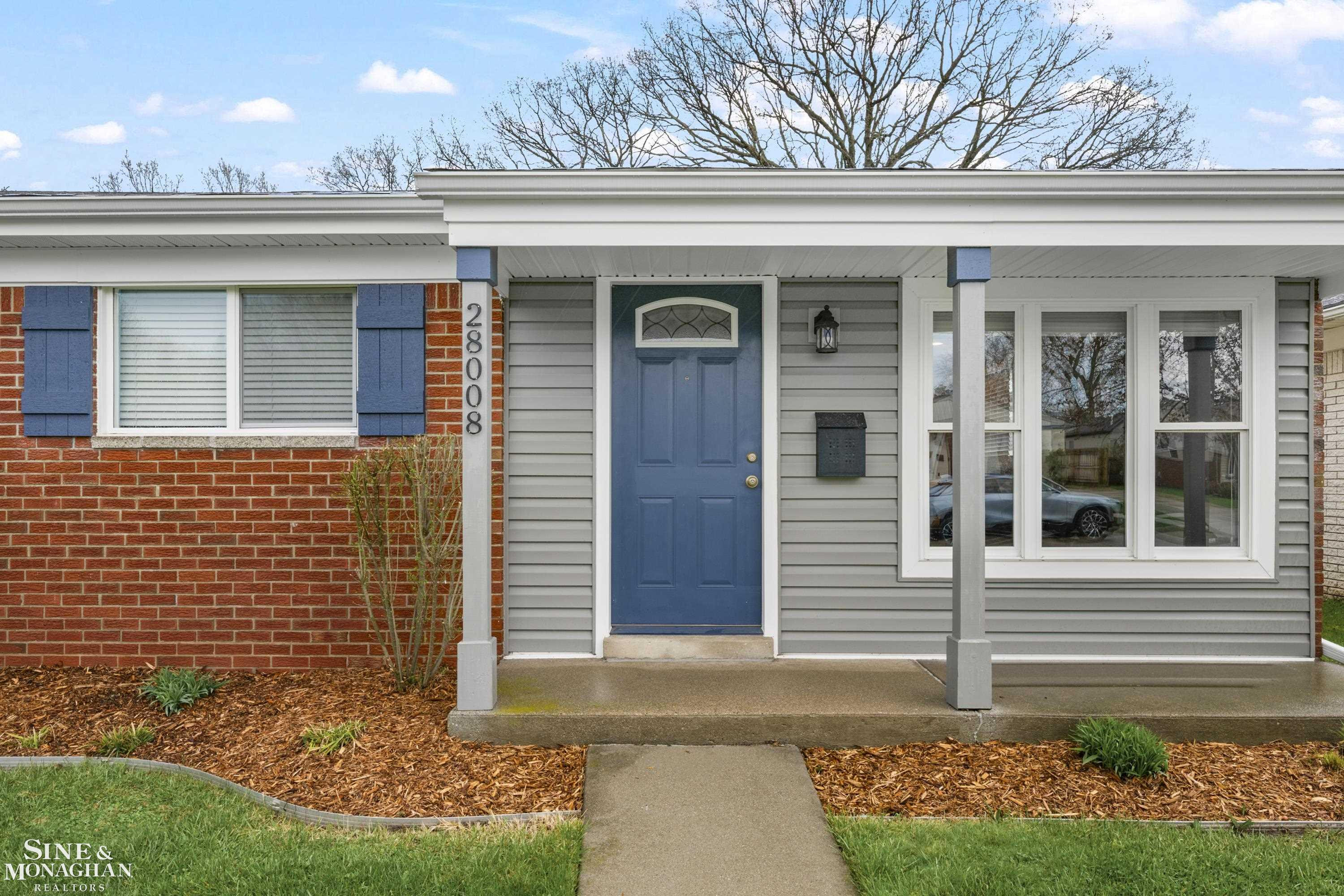 28008 Elba Street, Saint Clair Shores, MI 48081 — Photo 2