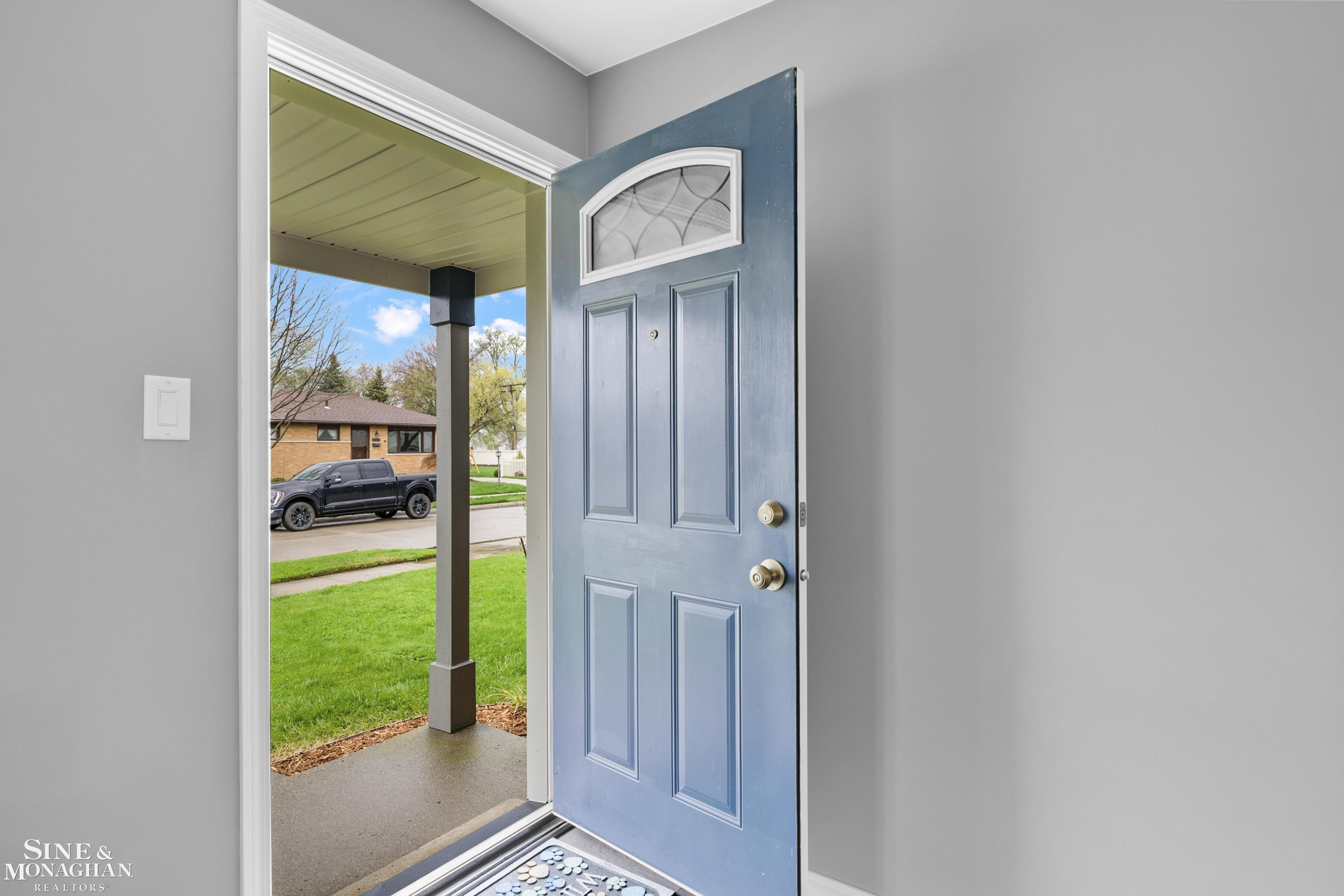 28008 Elba Street, Saint Clair Shores, MI 48081 — Photo 3