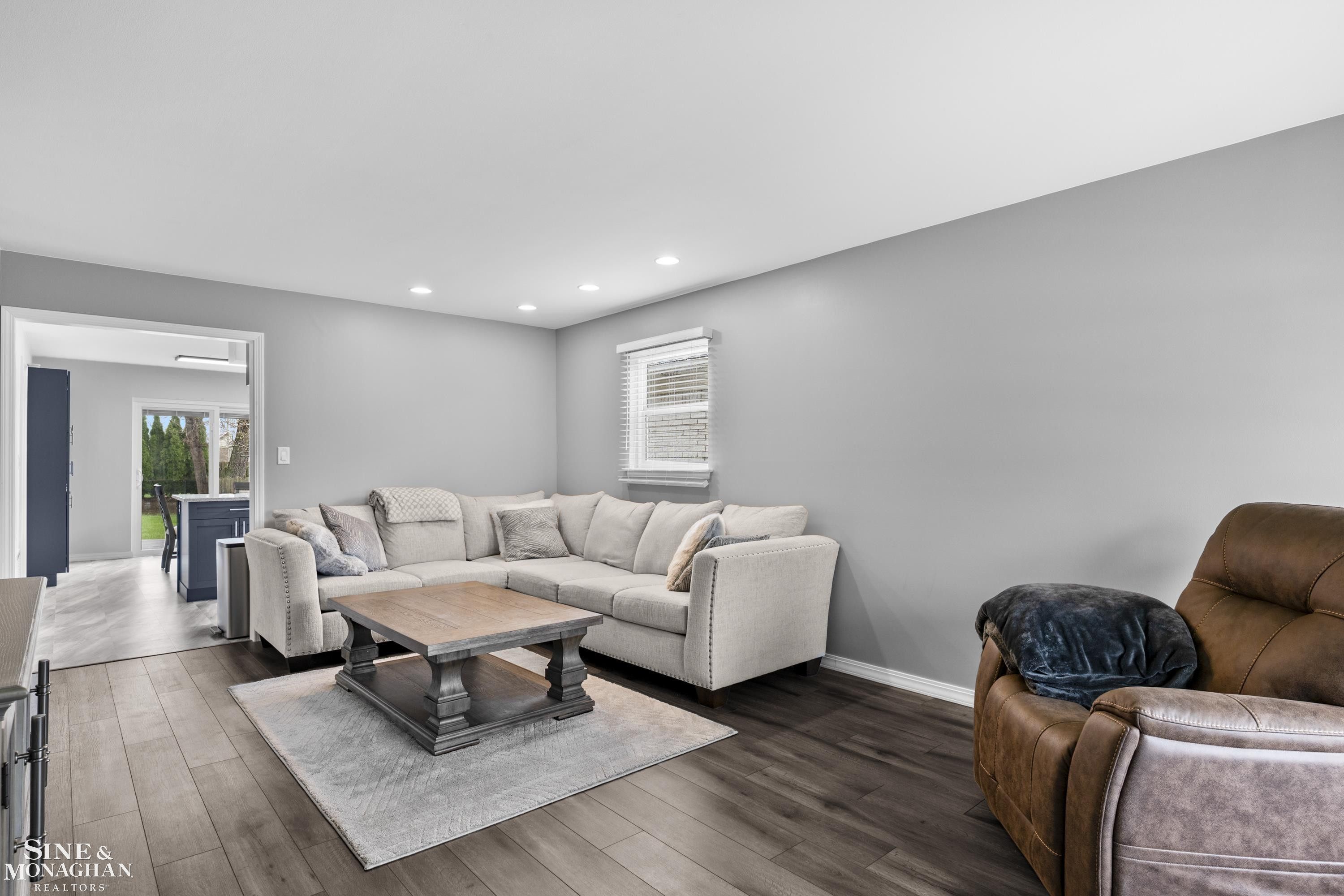 28008 Elba Street, Saint Clair Shores, MI 48081 — Photo 4