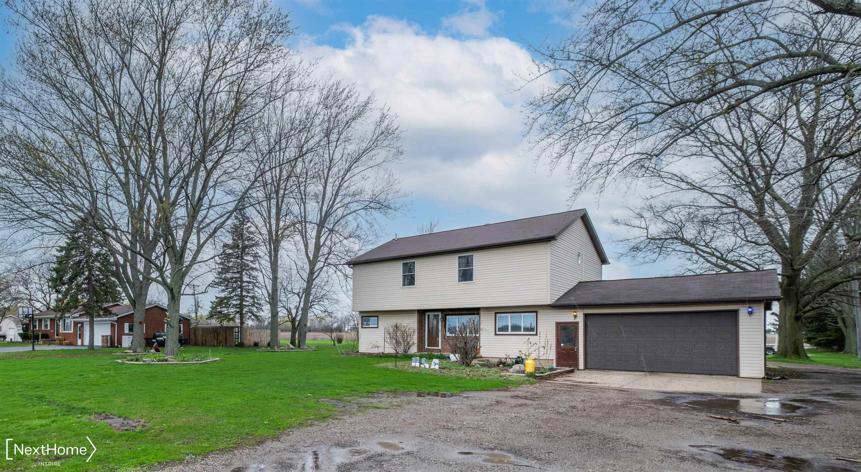 5821 E M 21 Road, Corunna, MI 48817 — Photo 2