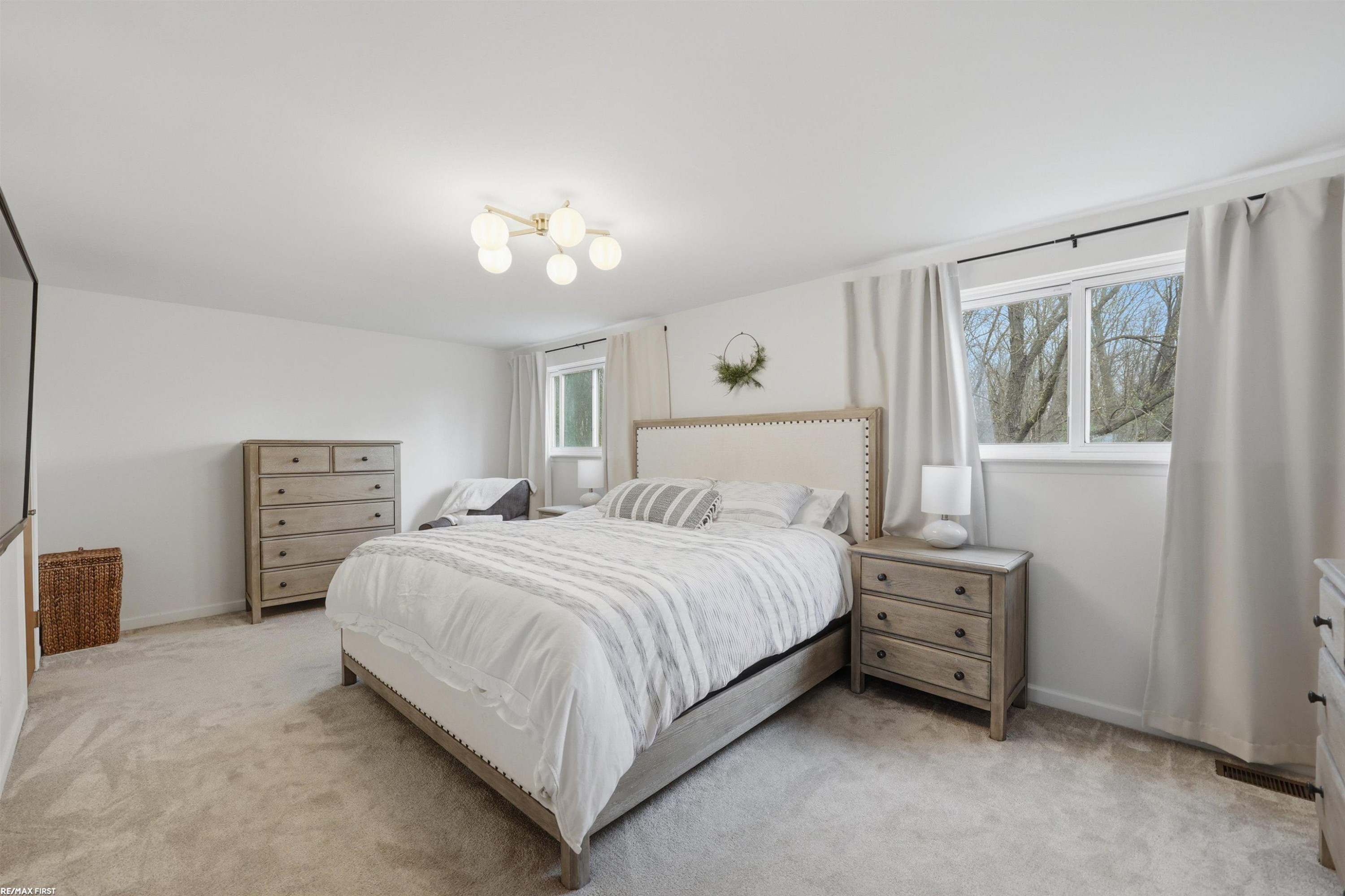 3586 Kings Point Drive, Troy, MI 48083 — Photo 29