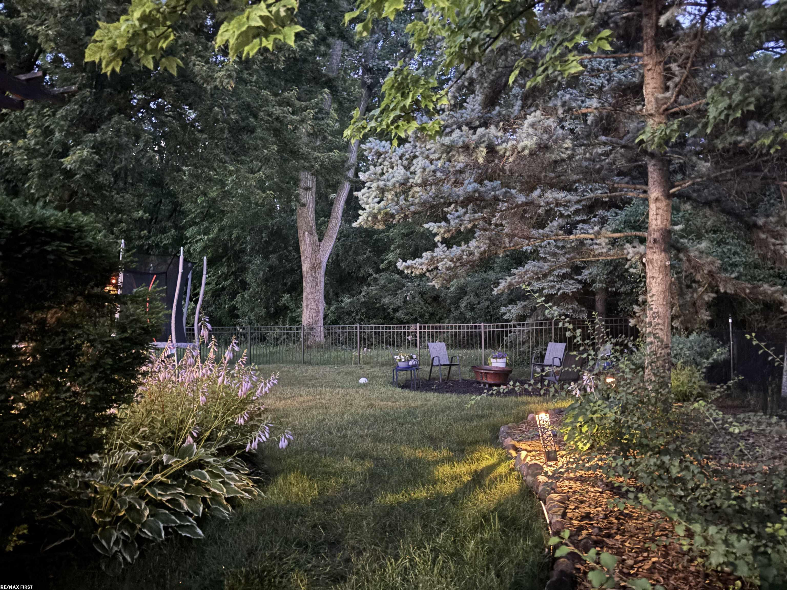 3586 Kings Point Drive, Troy, MI 48083 — Photo 54