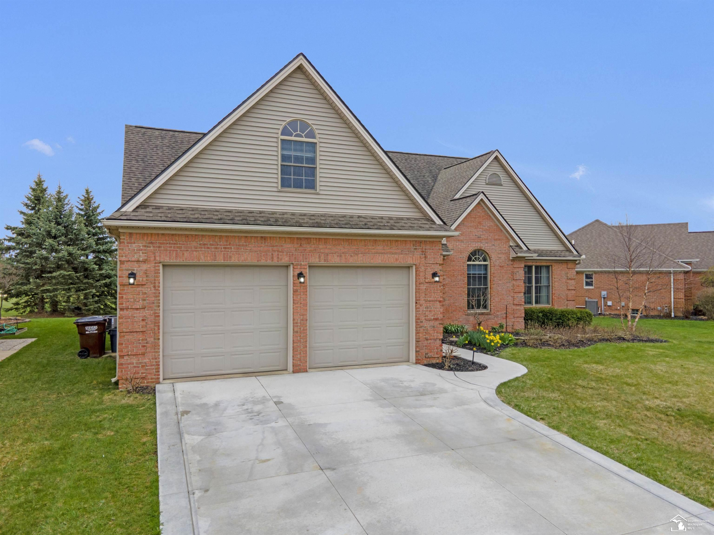 785 Saint James Park Avenue, Monroe, MI 48161 — Photo 4