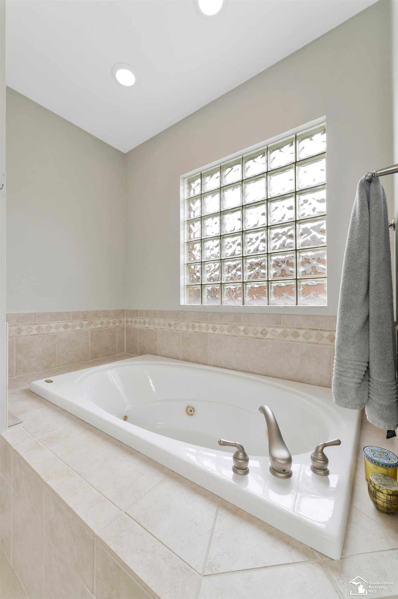785 Saint James Park Avenue, Monroe, MI 48161 — Photo 38