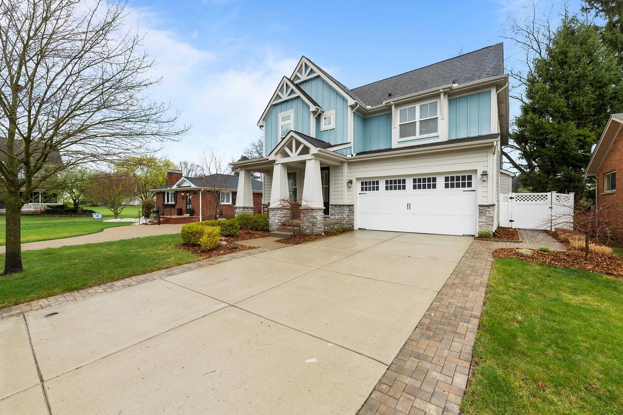 220 S Alice Avenue, Rochester, MI 48307 — Photo 2