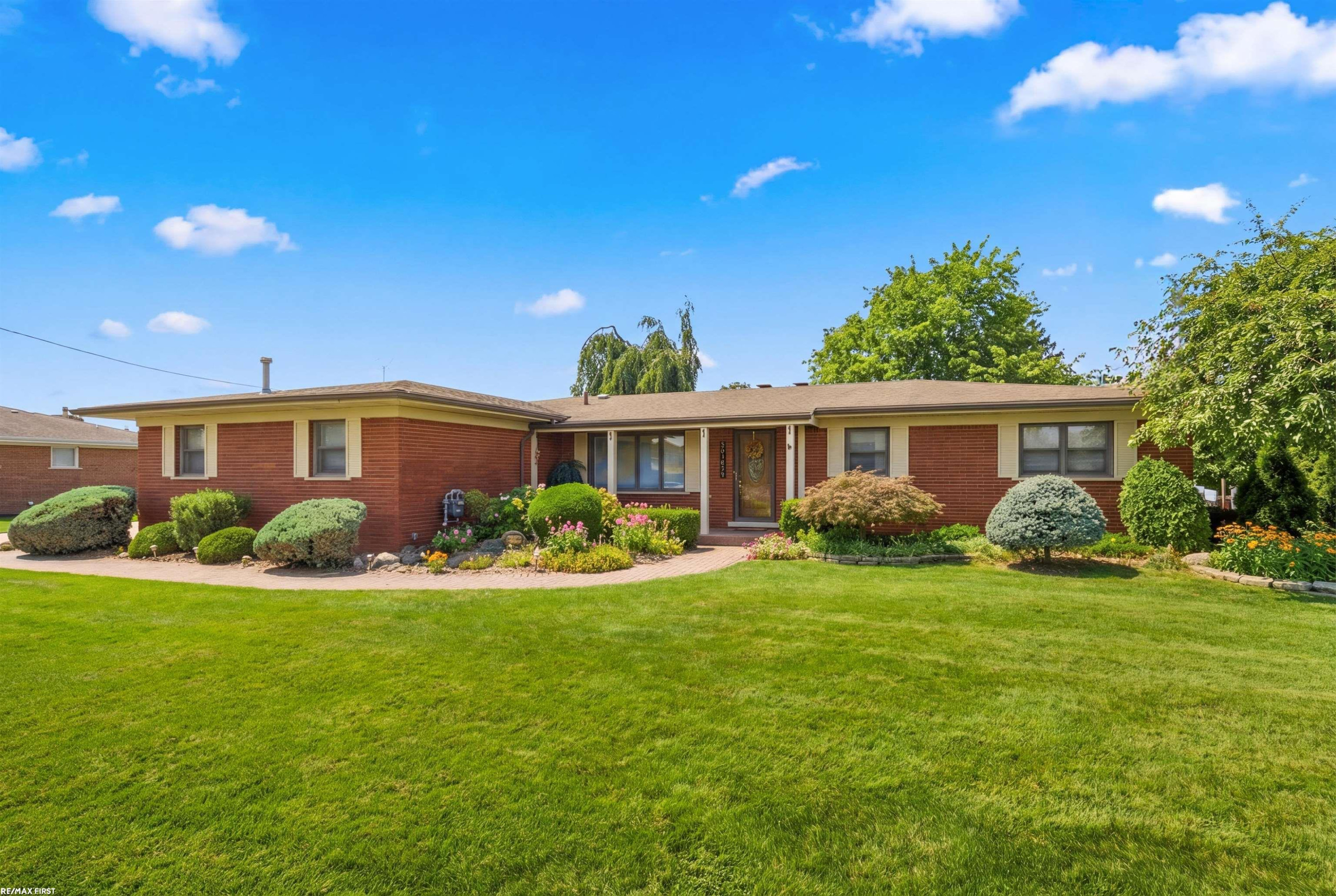 38151 SEAWAY Court, MI — front exterior