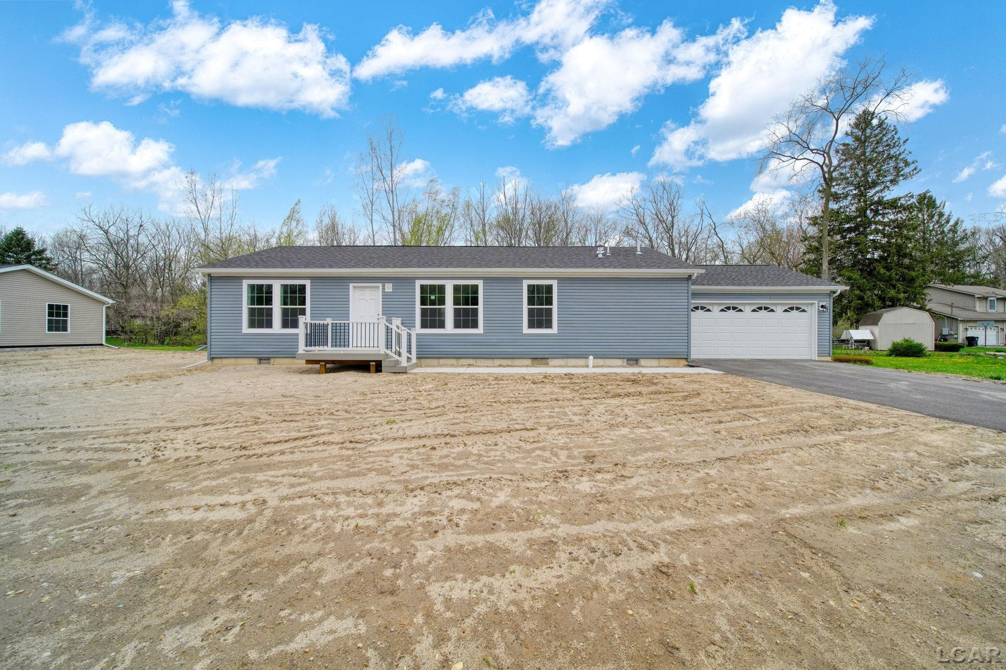 4762 Hooks Mill Drive, Adrian, MI 49221