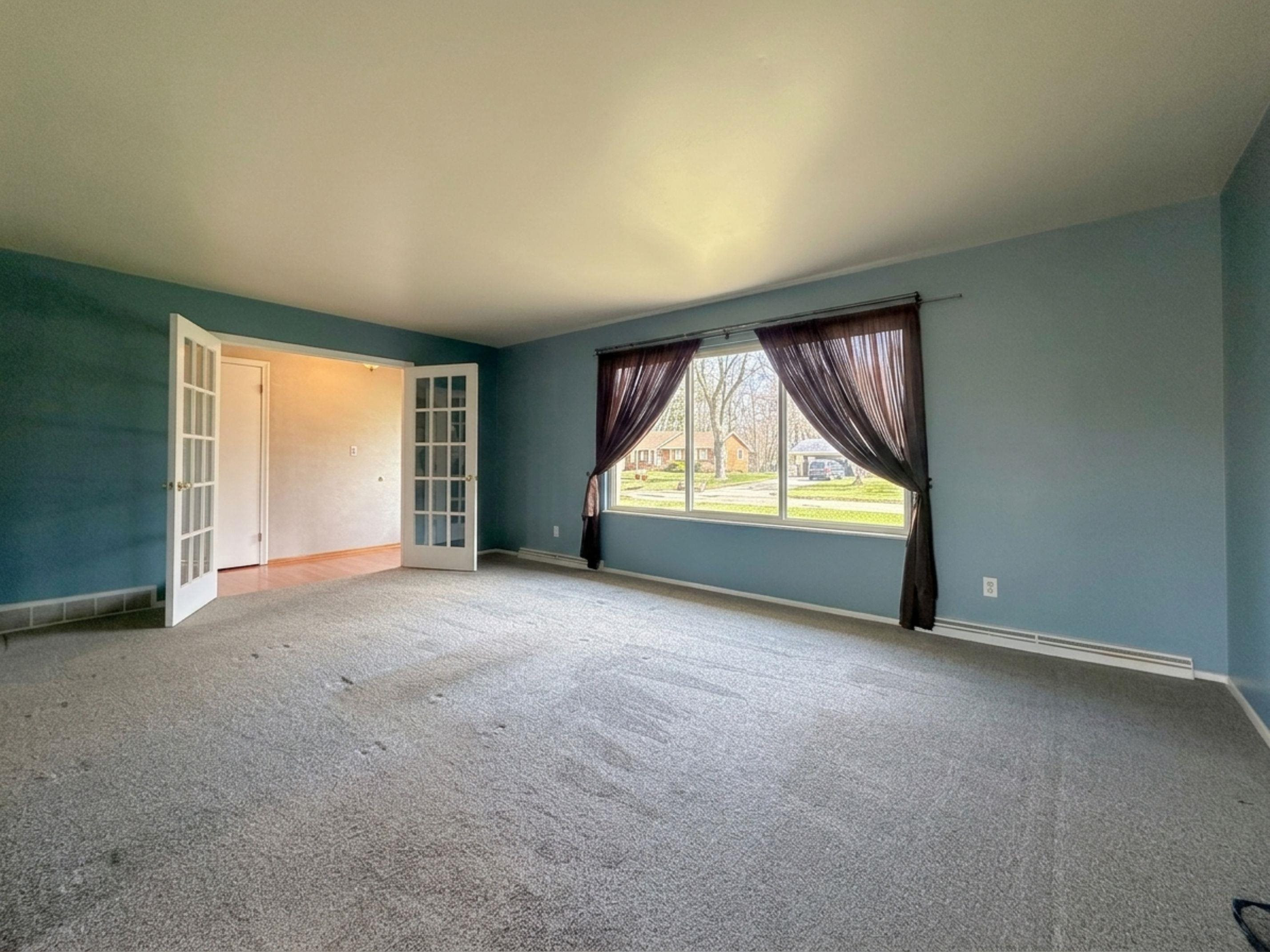 11489 Colonial Woods Drive, Clio, MI 48420 — Photo 4