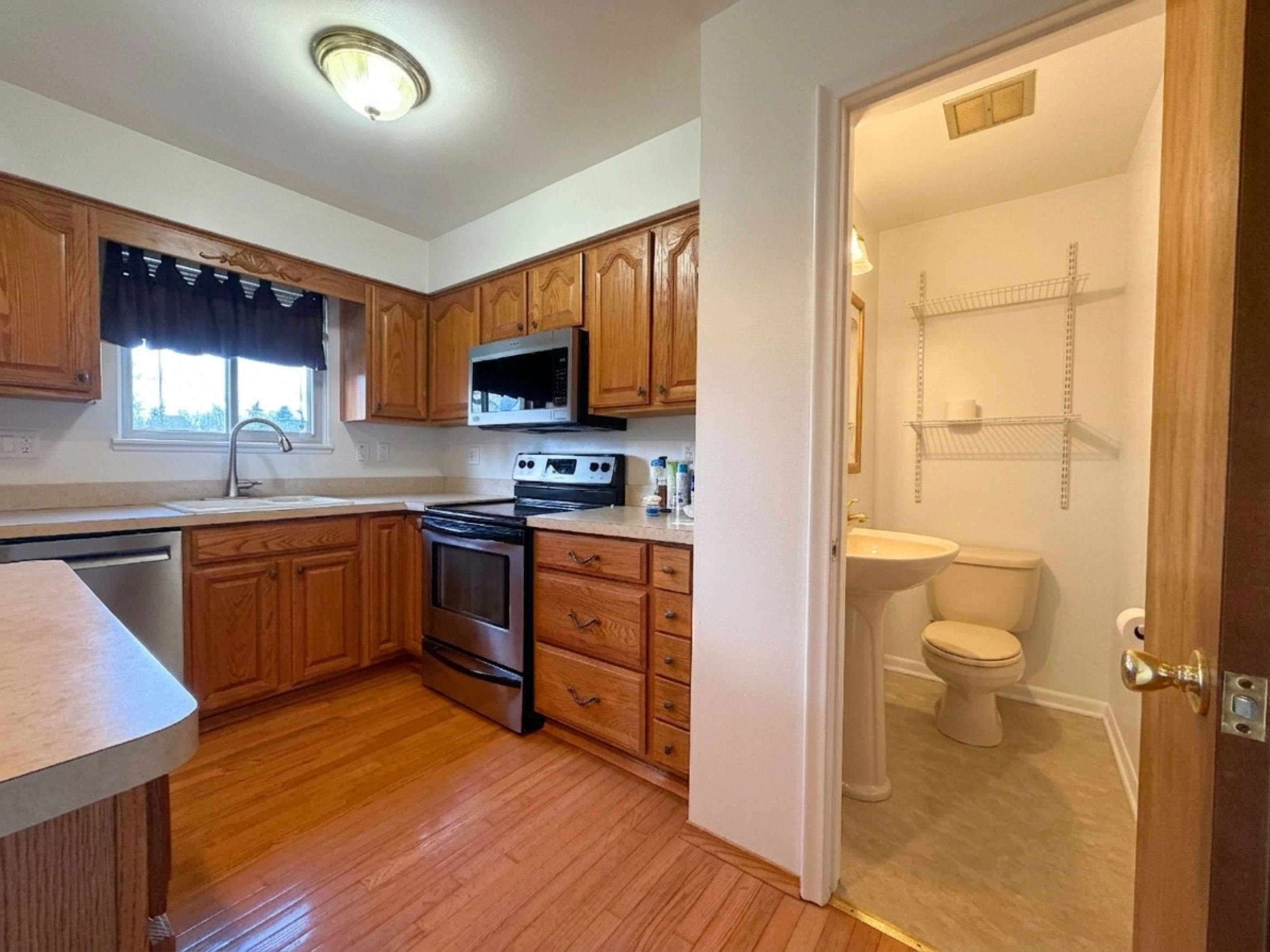 11489 Colonial Woods Drive, Clio, MI 48420 — Photo 15