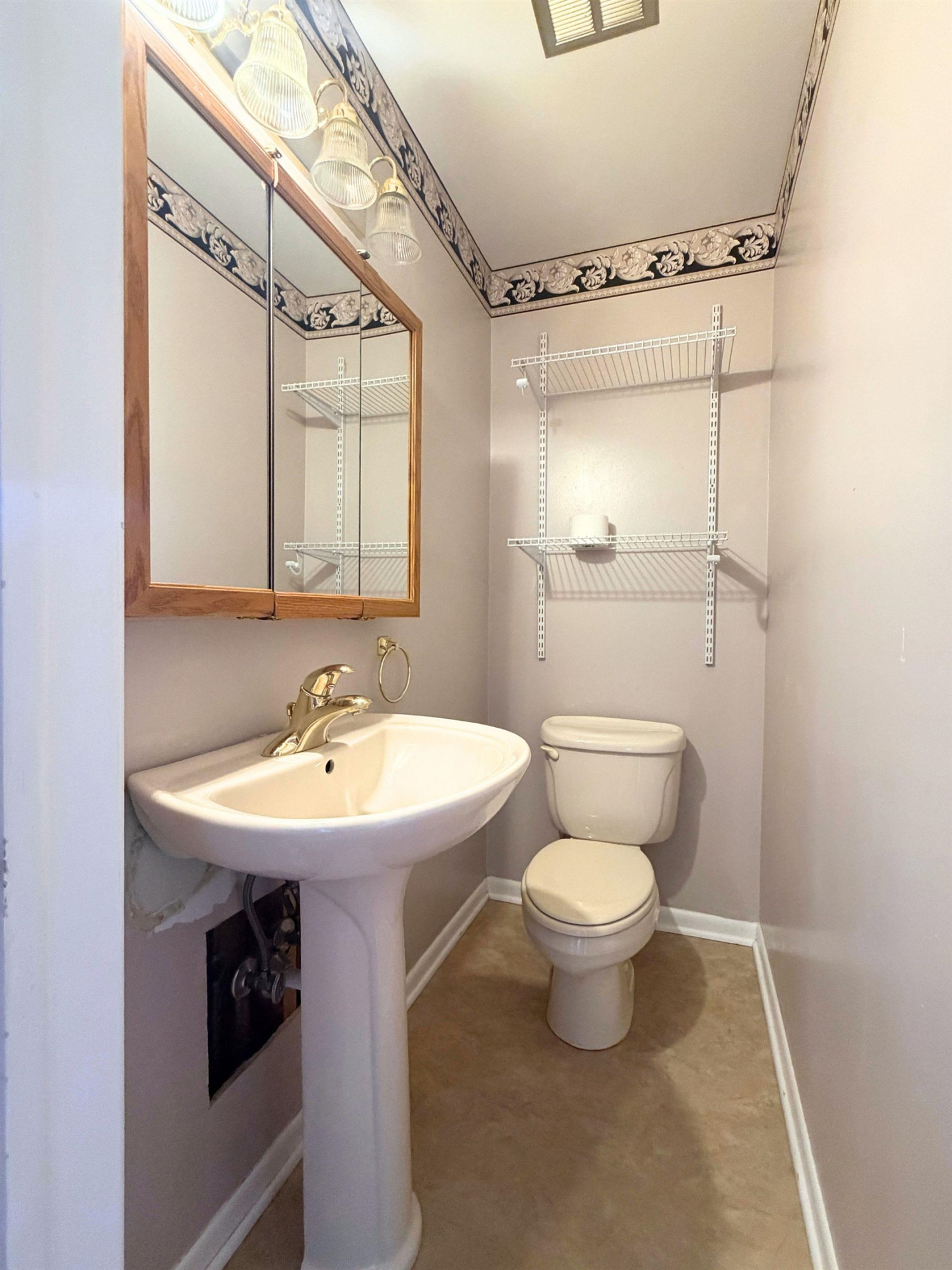 11489 Colonial Woods Drive, Clio, MI 48420 — Photo 16