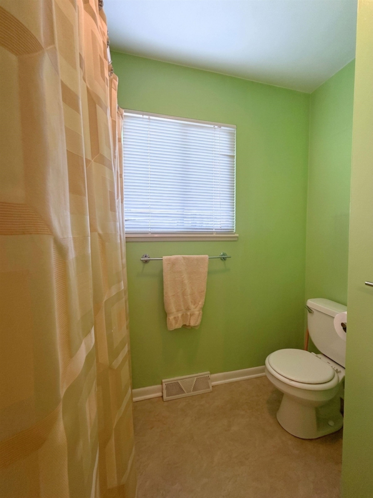 11489 Colonial Woods Drive, Clio, MI 48420 — Photo 25