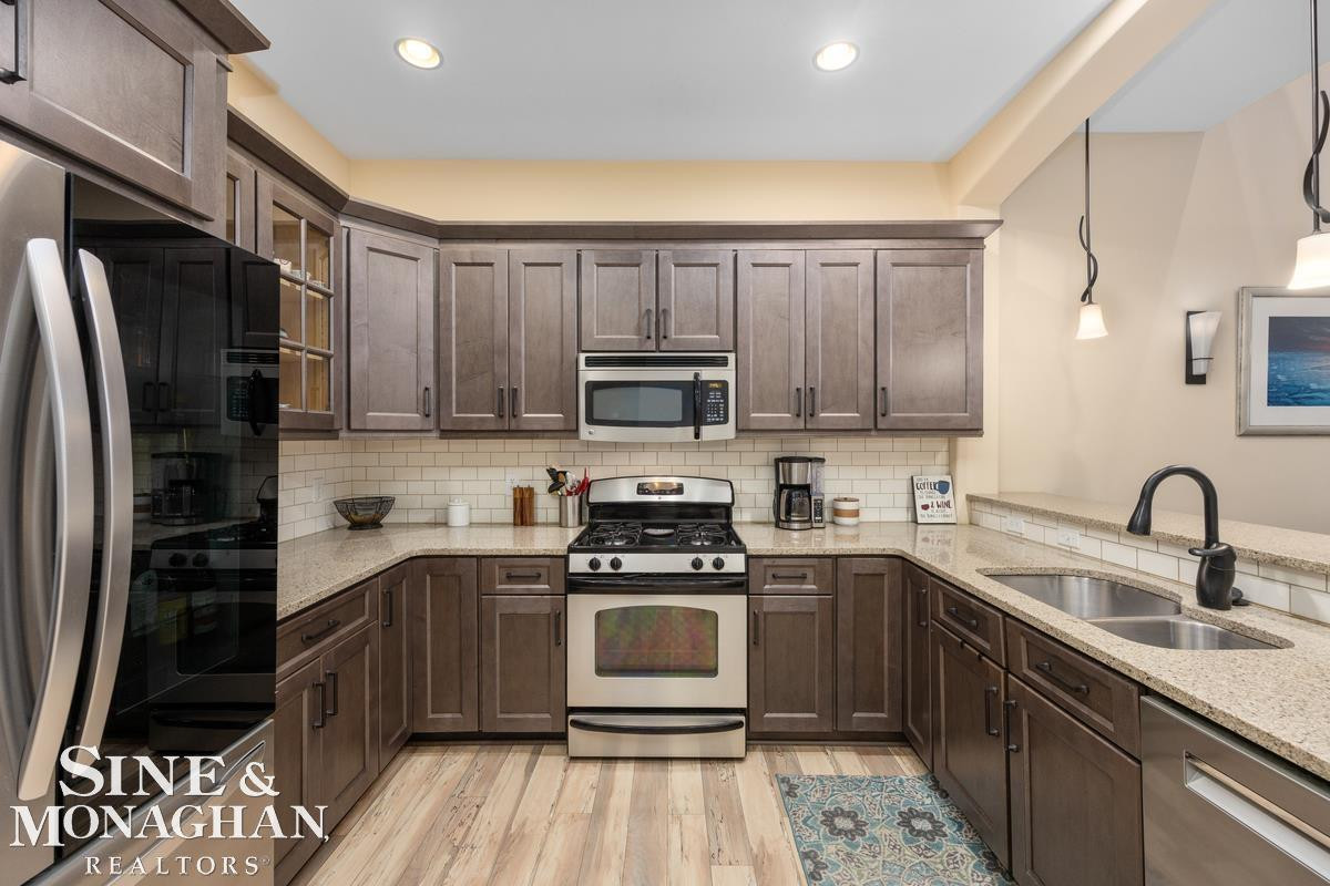 503 Adams Avenue, Grand Haven, MI, 49417