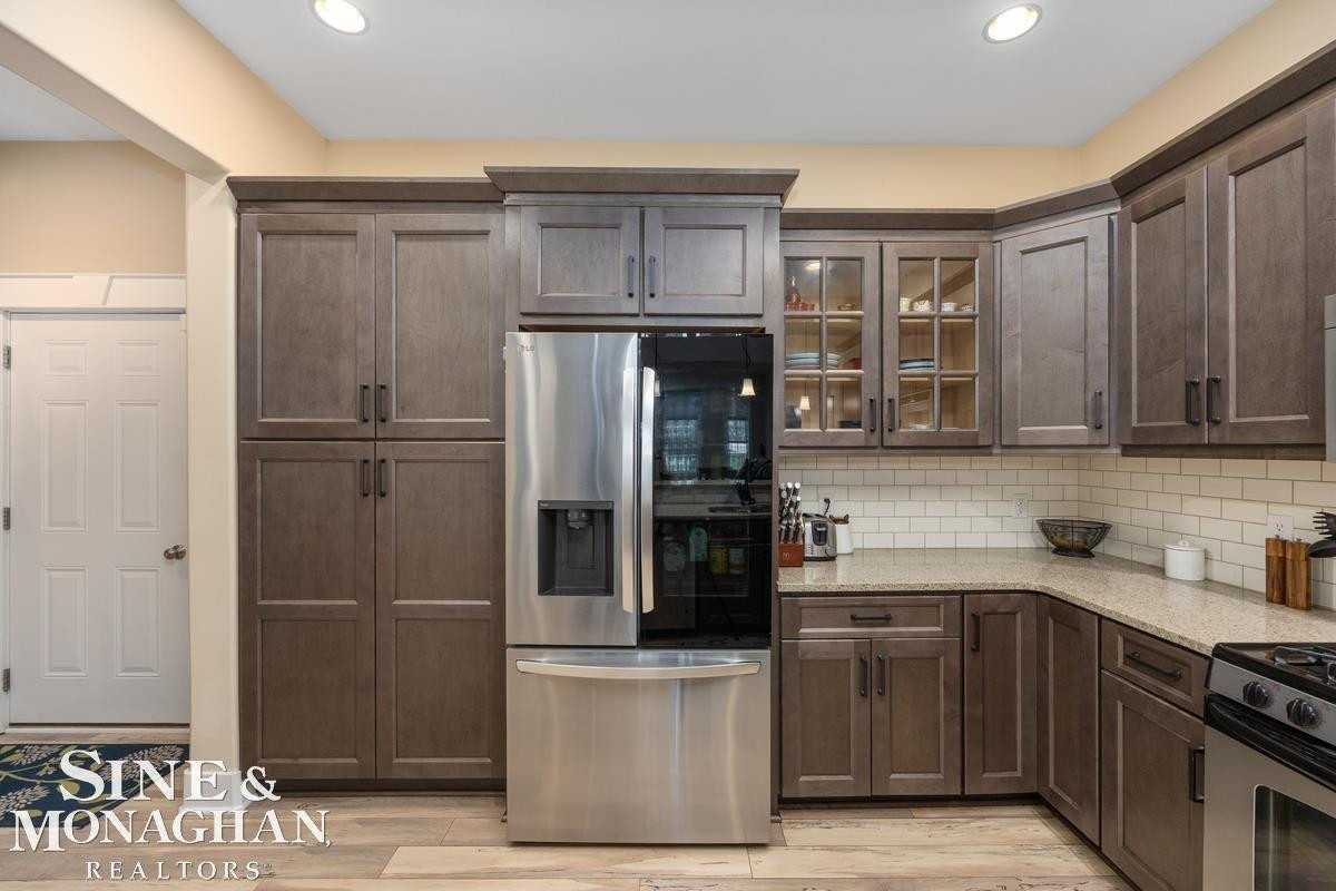 503 Adams Avenue, Grand Haven, MI, 49417