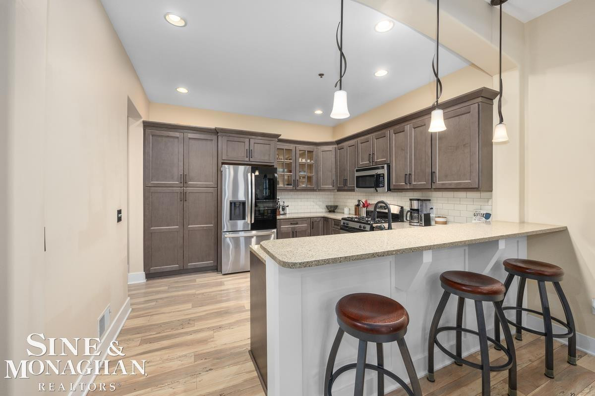 503 Adams Avenue, Grand Haven, MI, 49417