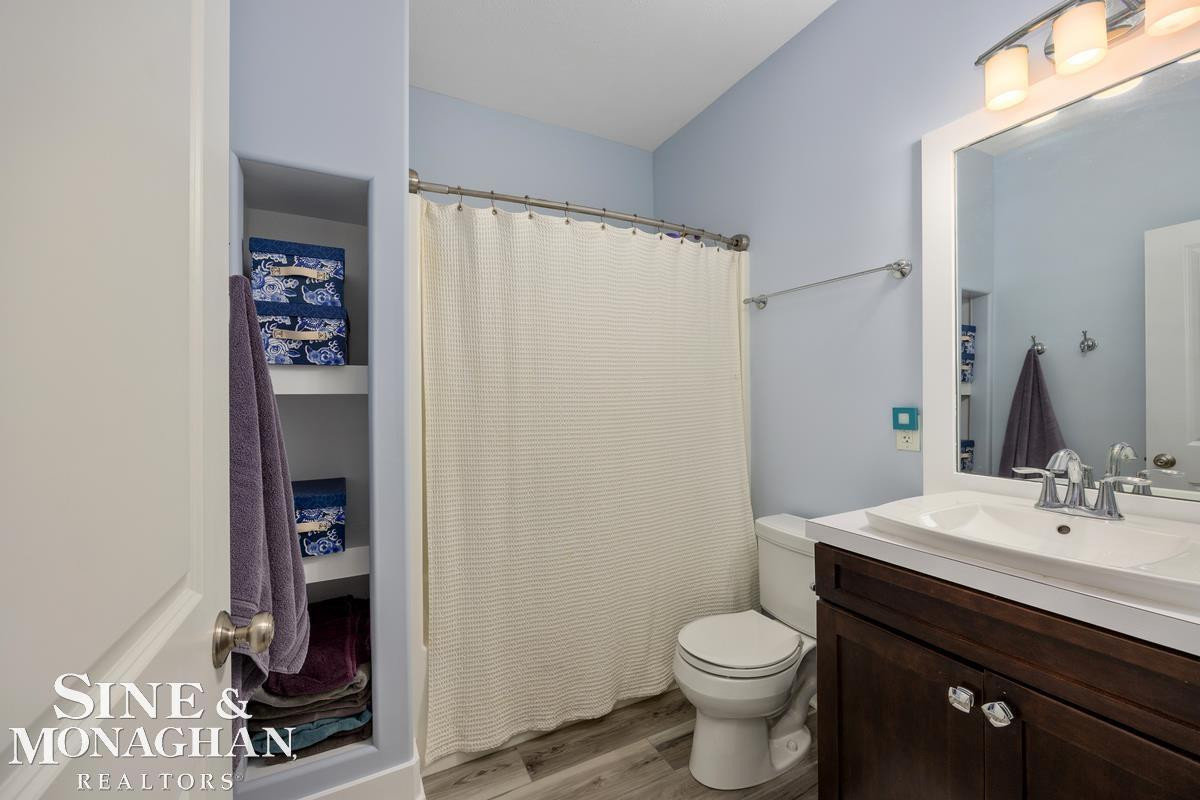 503 Adams Avenue, Grand Haven, MI, 49417