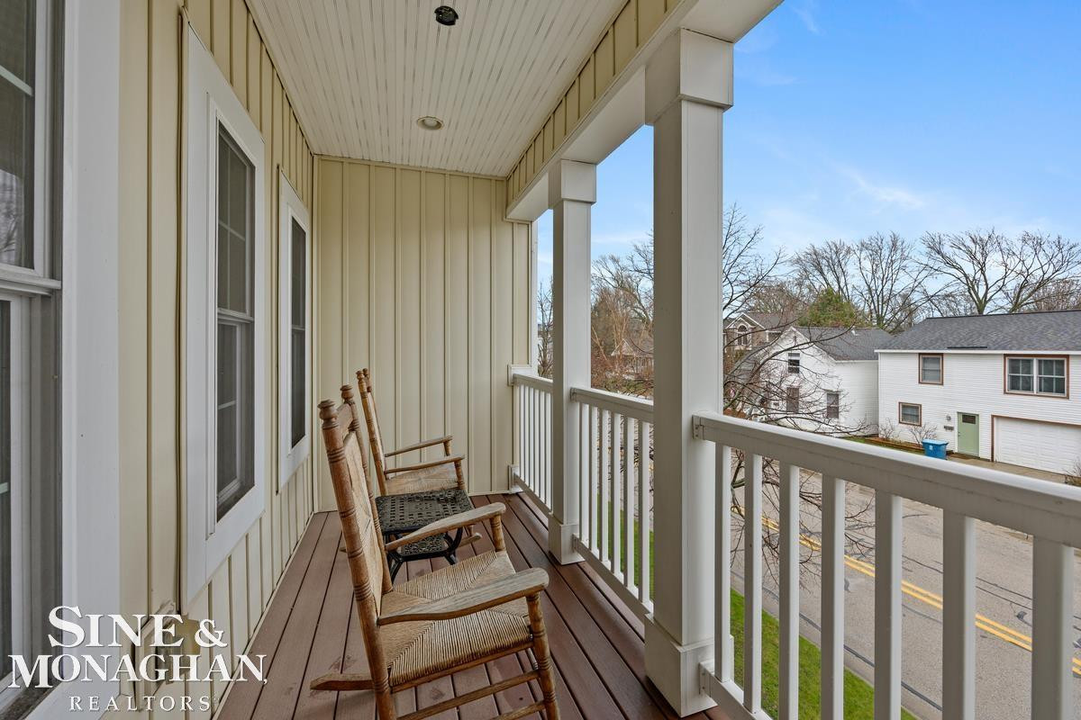 503 Adams Avenue, Grand Haven, MI, 49417