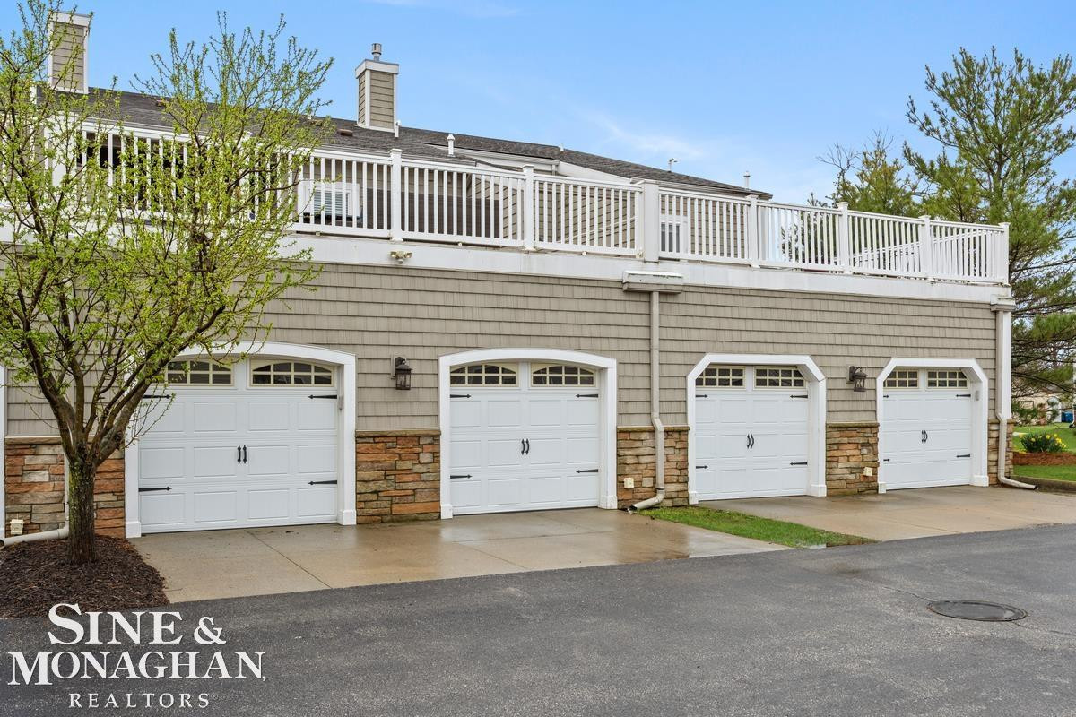 503 Adams Avenue, Grand Haven, MI, 49417