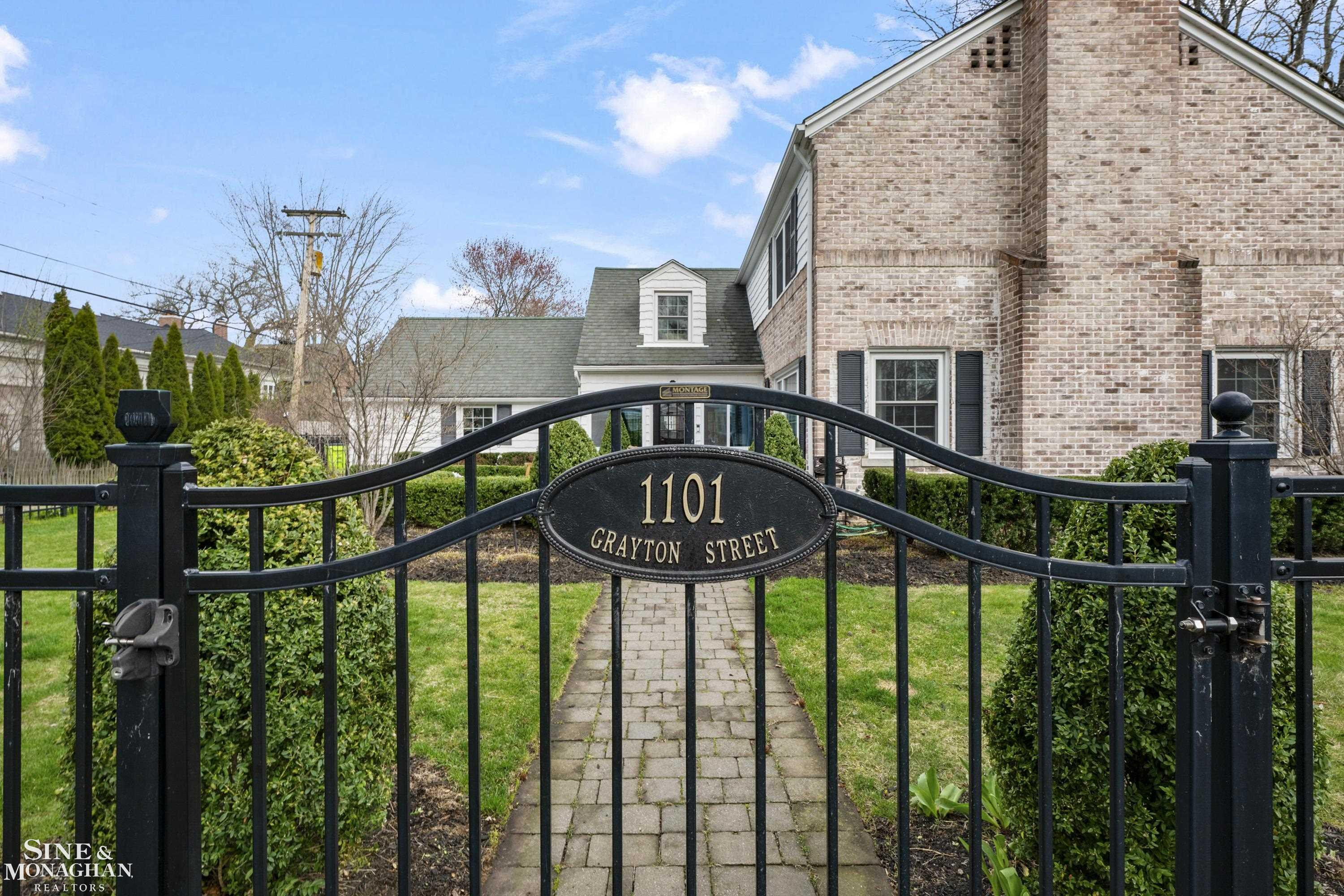 1101 Grayton Street, Grosse Pointe Park, MI 48230 — Photo 2