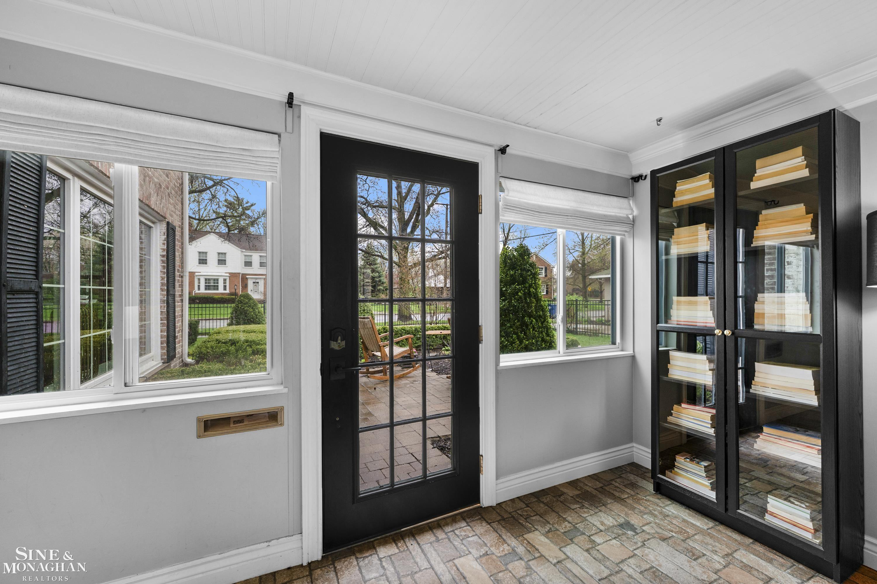 1101 Grayton Street, Grosse Pointe Park, MI 48230 — Photo 3