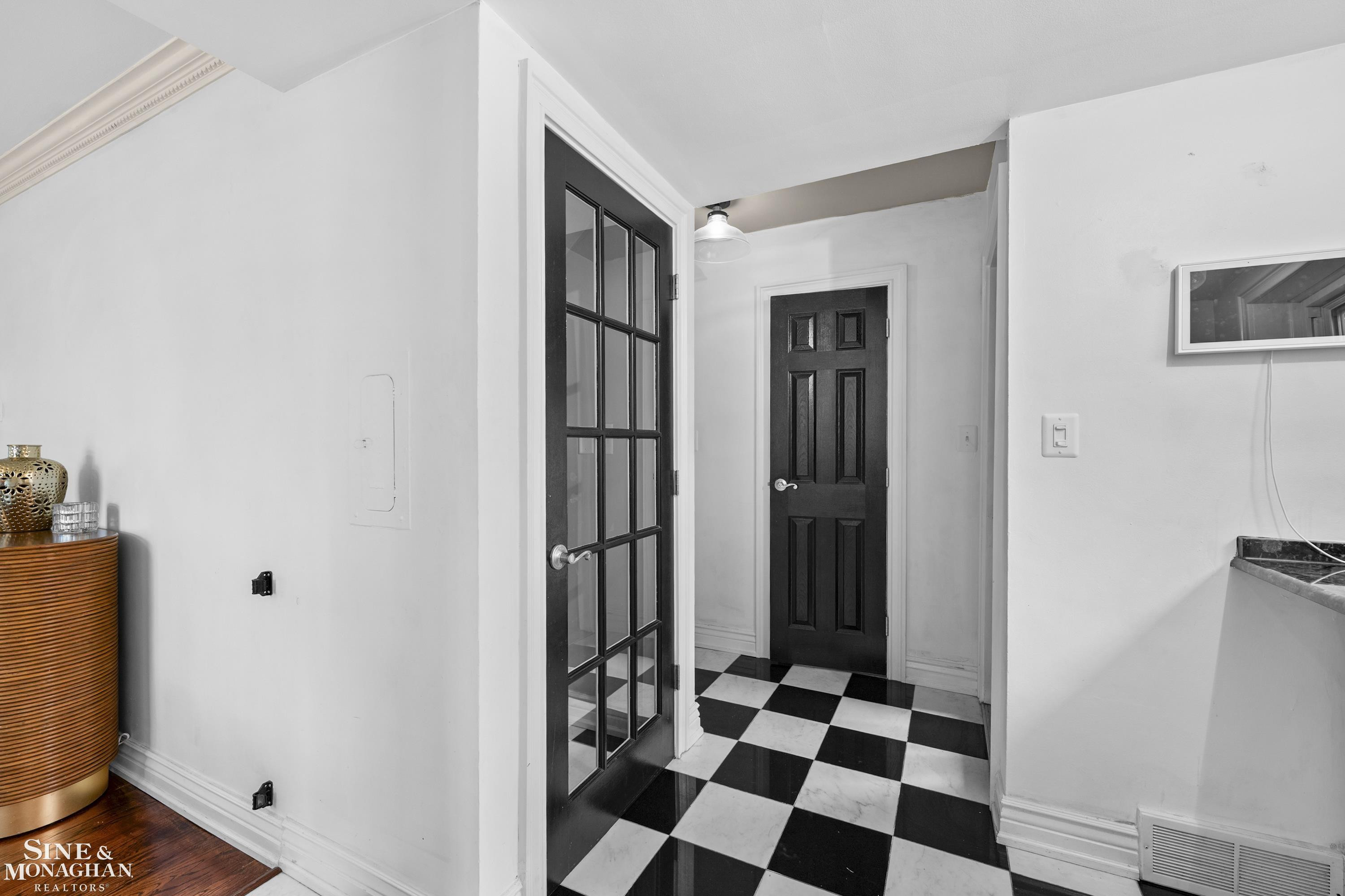 1101 Grayton Street, Grosse Pointe Park, MI 48230 — Photo 19